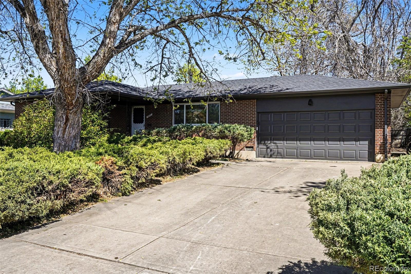 MLS Image #3 for 5034  scranton court,denver, Colorado