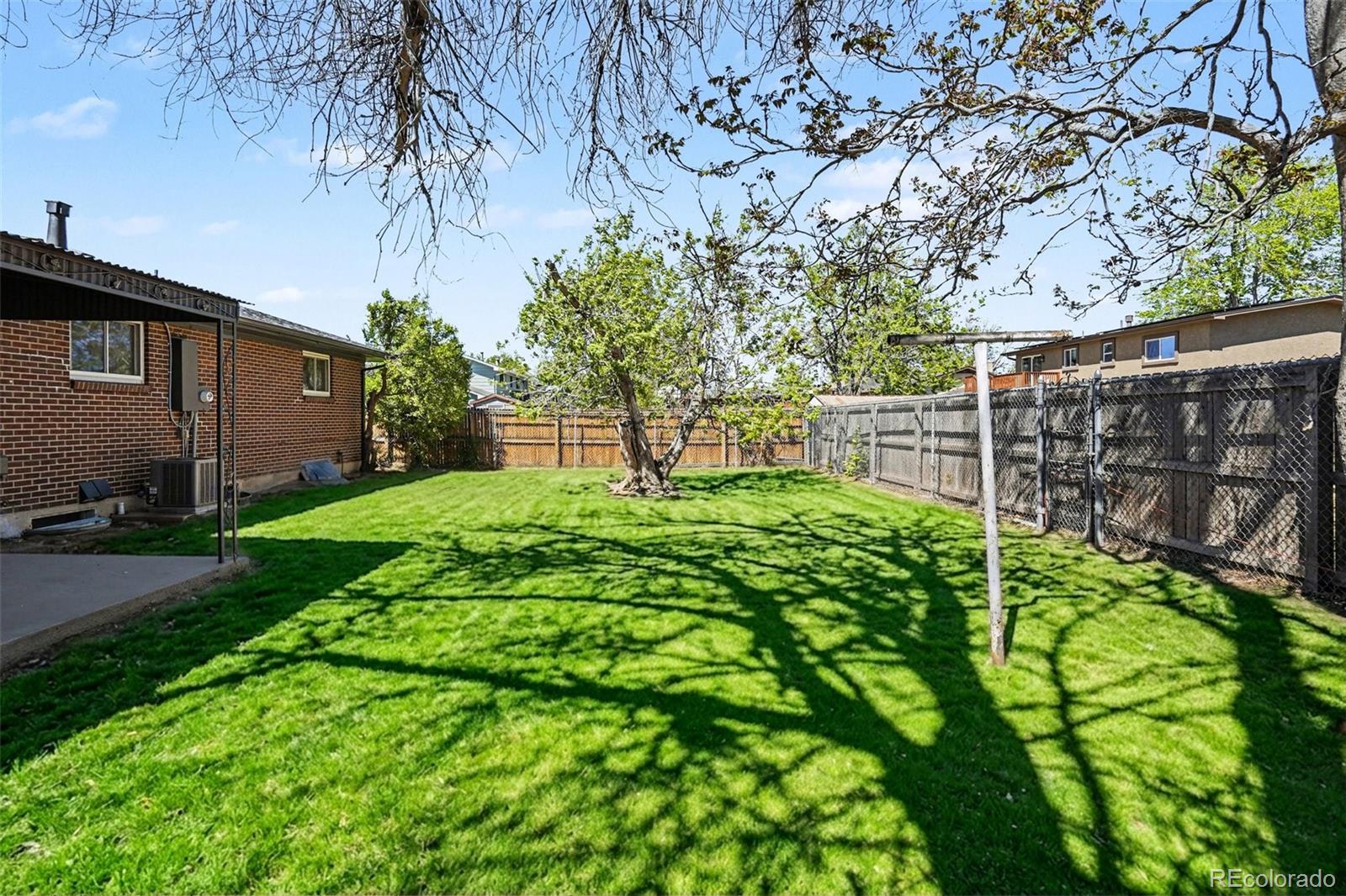 MLS Image #38 for 5034  scranton court,denver, Colorado