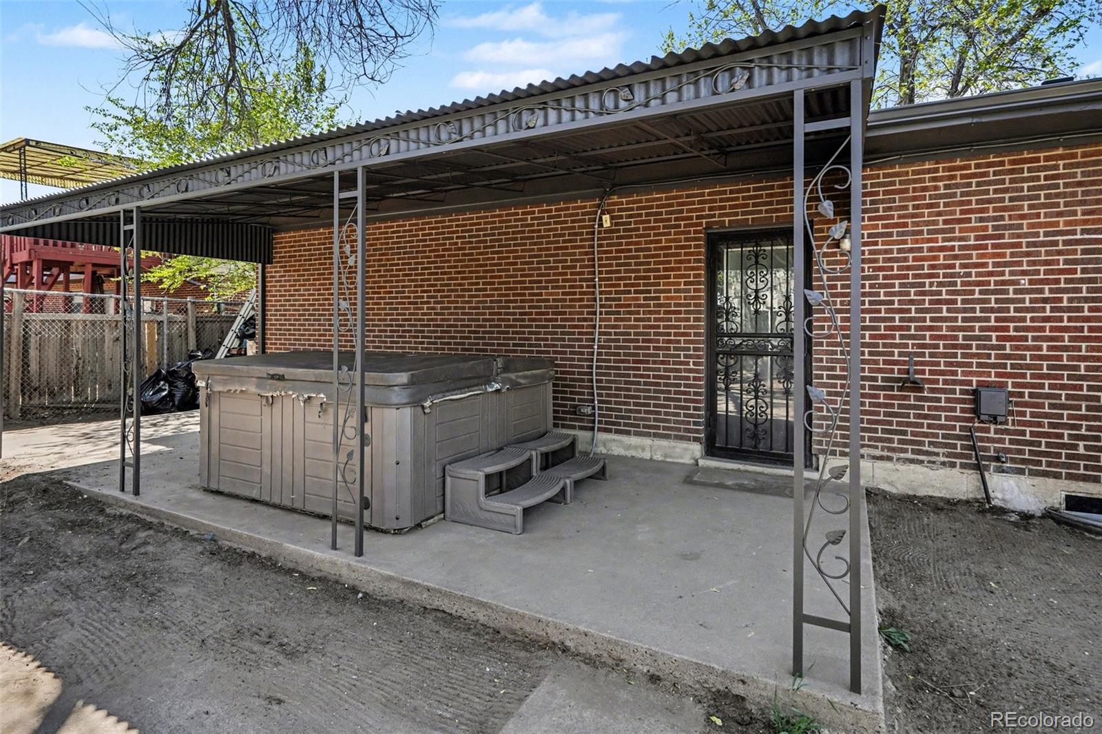 MLS Image #41 for 5034  scranton court,denver, Colorado