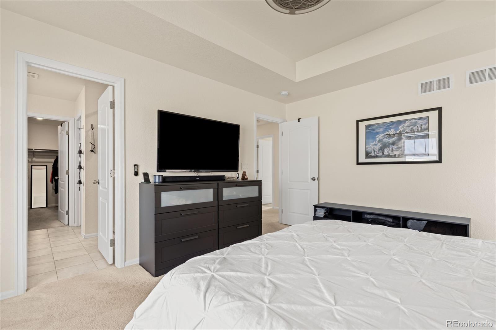 MLS Image #15 for 322 n patsburg street,aurora, Colorado