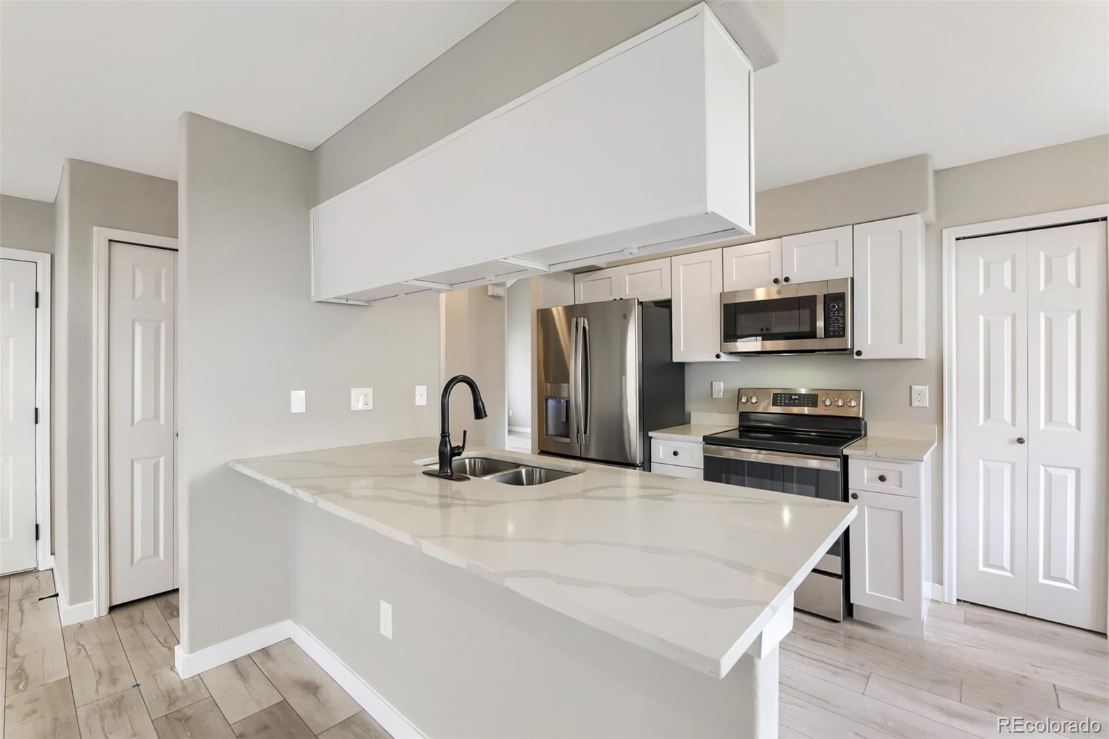 MLS Image #6 for 12831  royal court,broomfield, Colorado