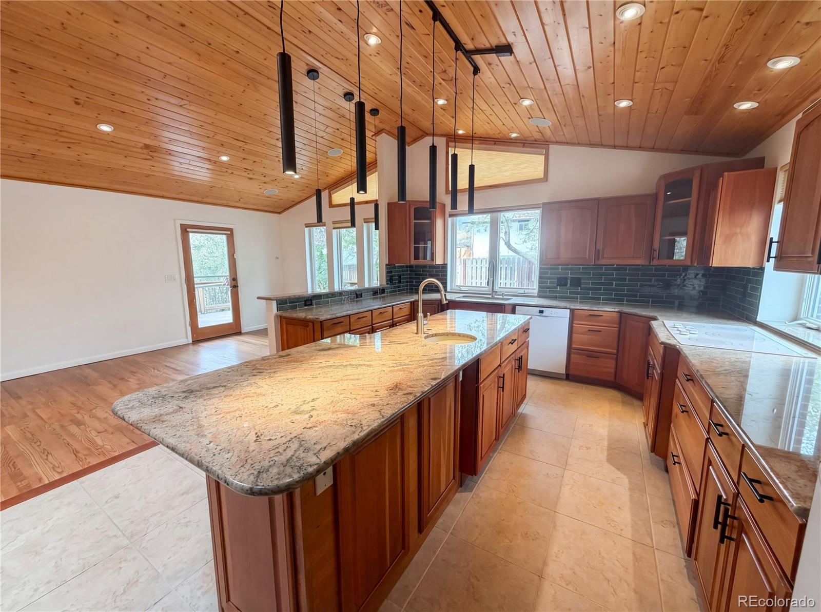 MLS Image #1 for 1539 s van gordon court,lakewood, Colorado