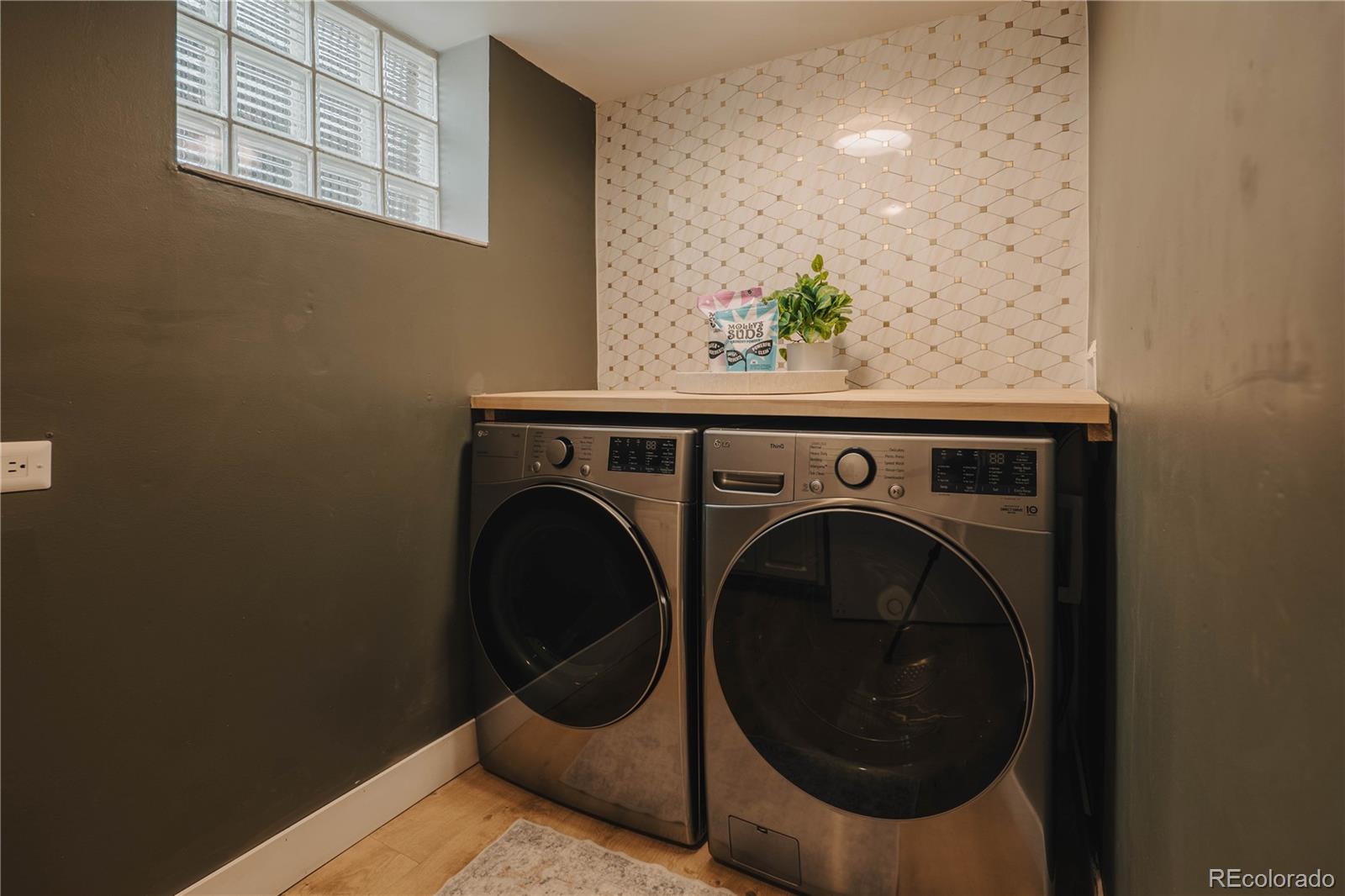 MLS Image #16 for 963  jackson street,denver, Colorado