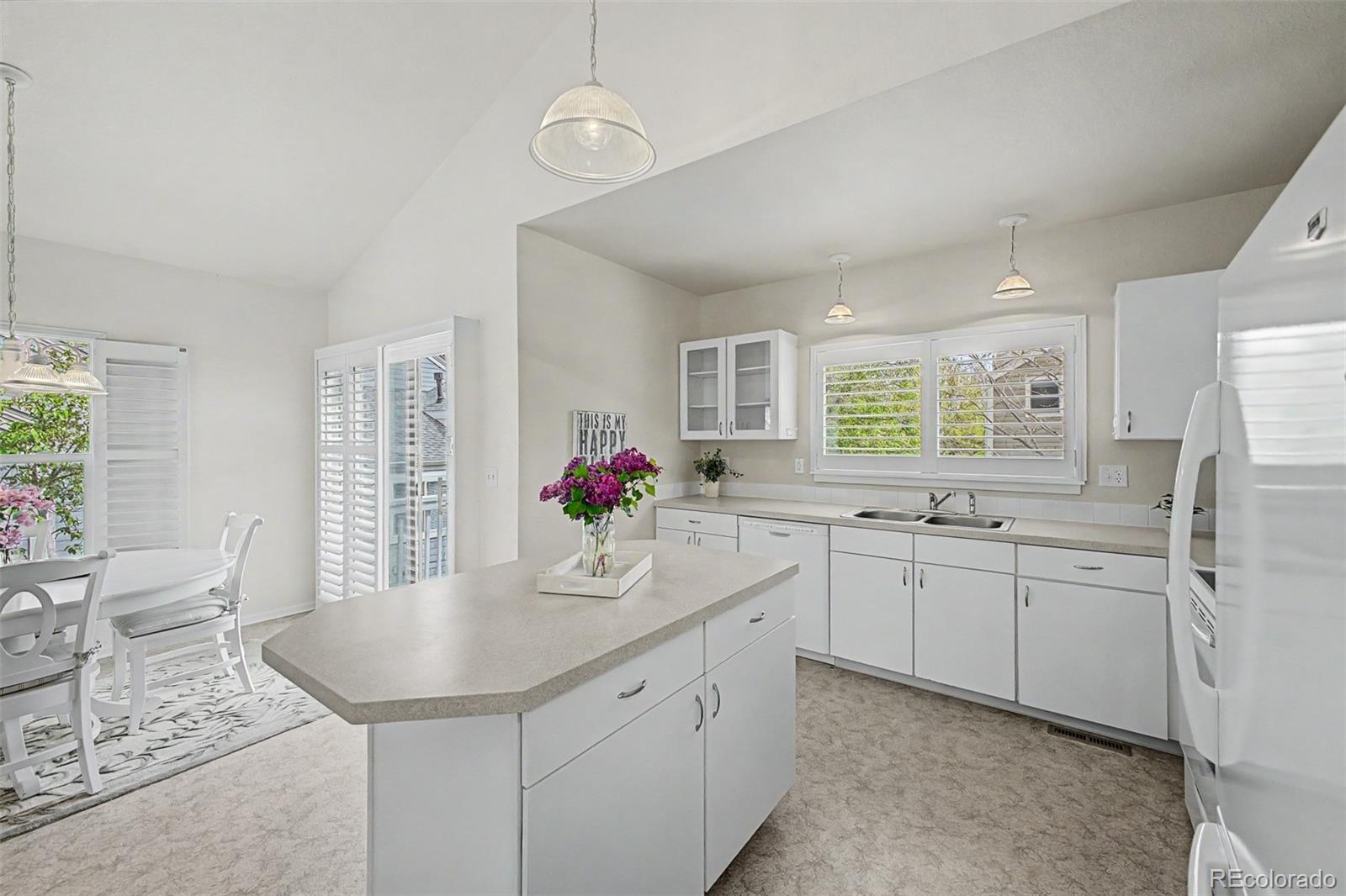 MLS Image #16 for 3851  oakwood drive,longmont, Colorado