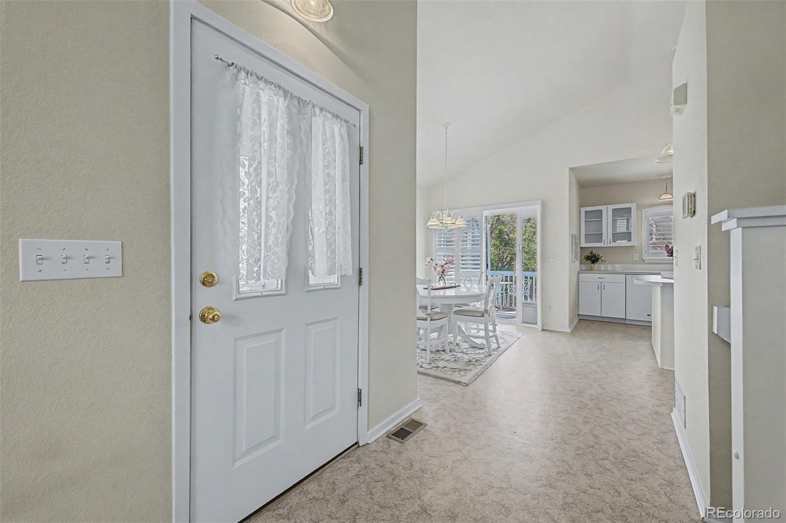 MLS Image #6 for 3851  oakwood drive,longmont, Colorado