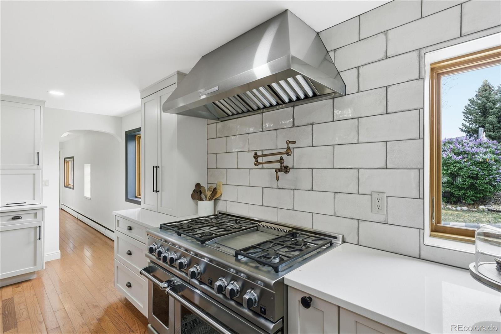 MLS Image #5 for 5697  holman way,golden, Colorado
