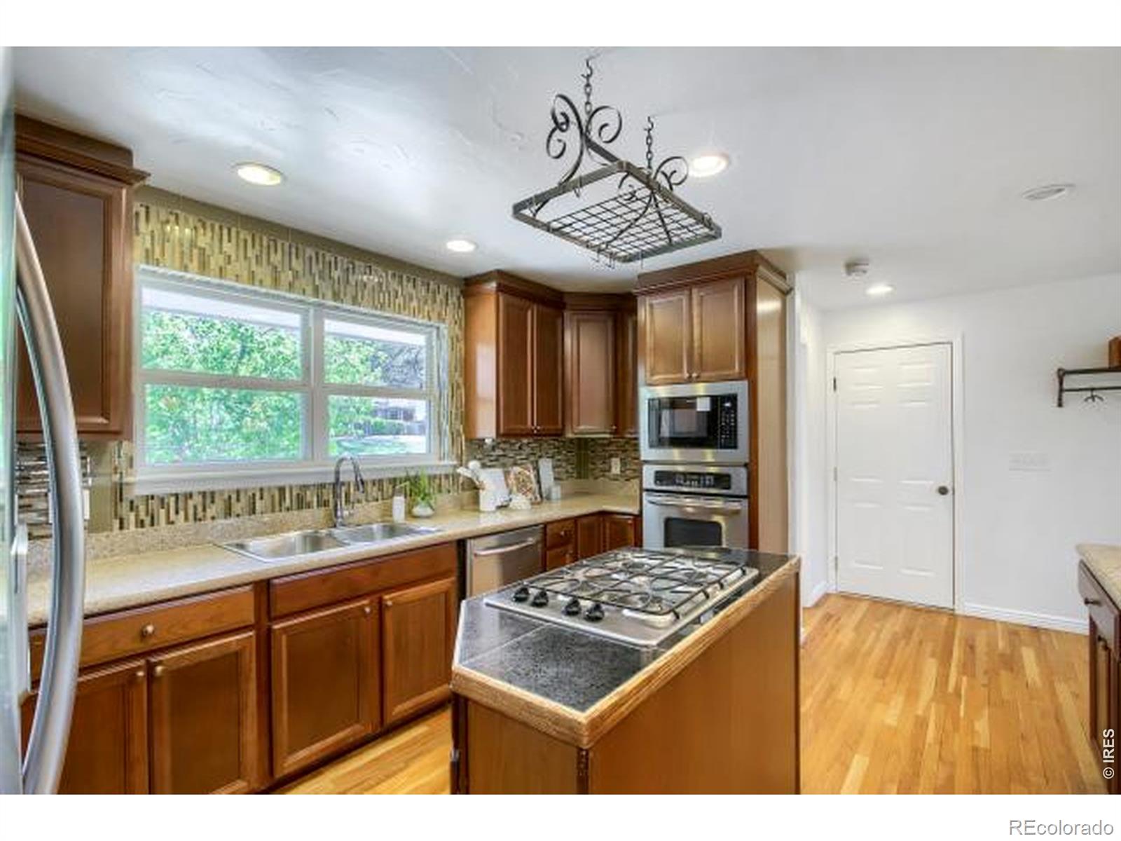 MLS Image #9 for 2125  tabor drive,lakewood, Colorado