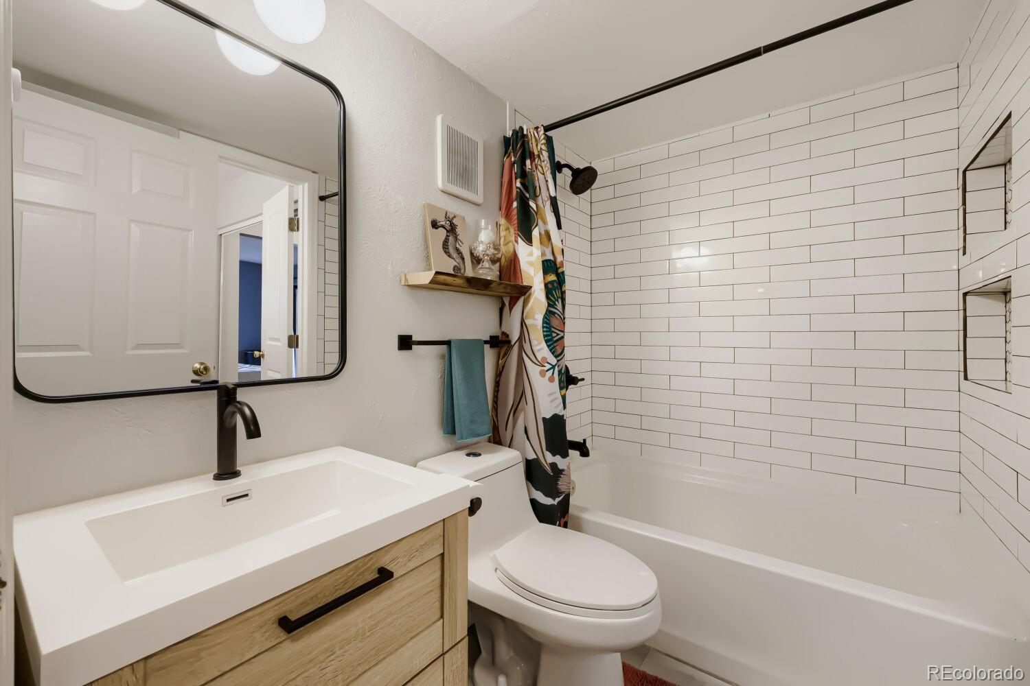 MLS Image #11 for 7845  barbara ann drive g,arvada, Colorado