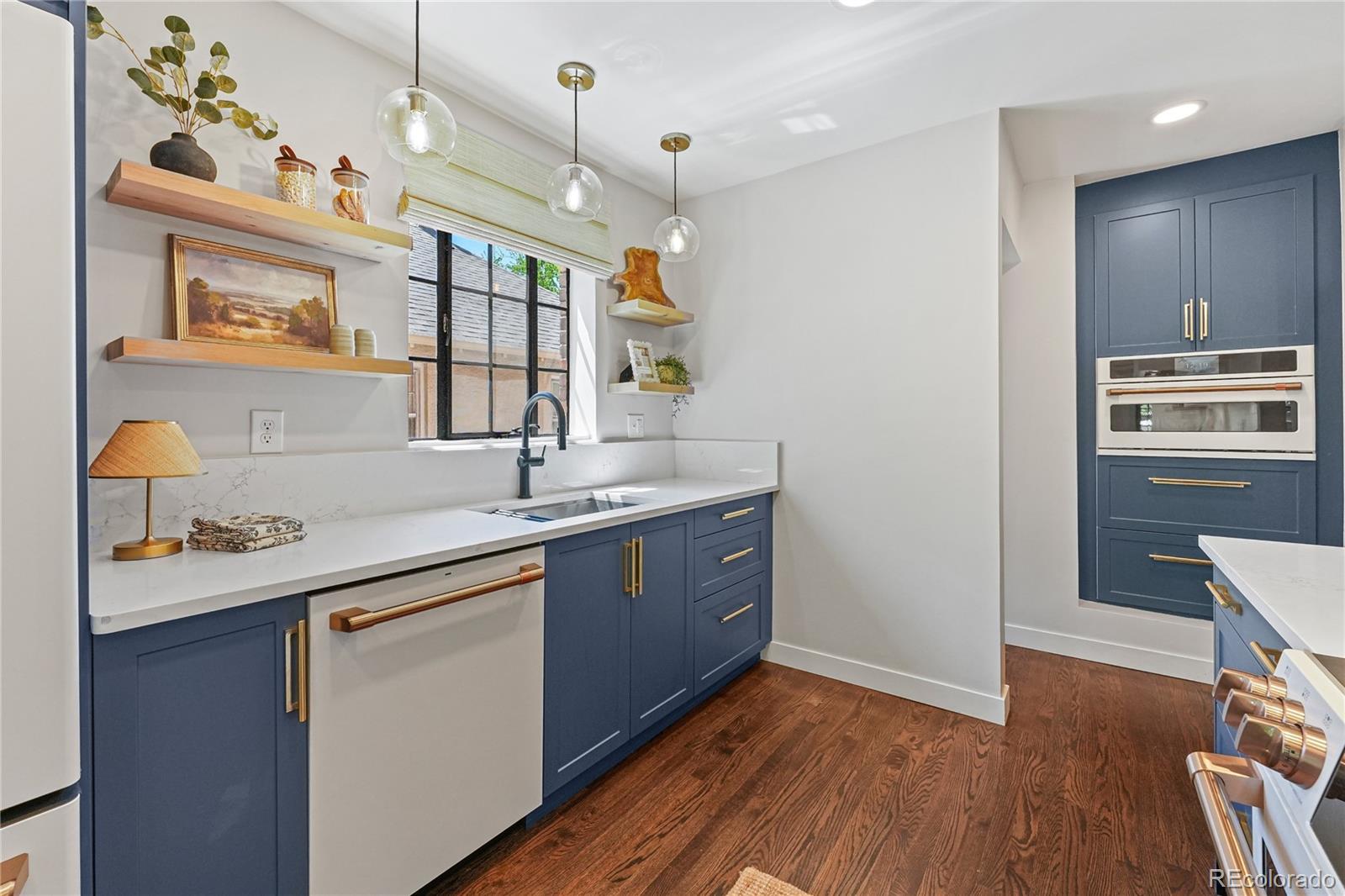 MLS Image #10 for 1375  birch street,denver, Colorado
