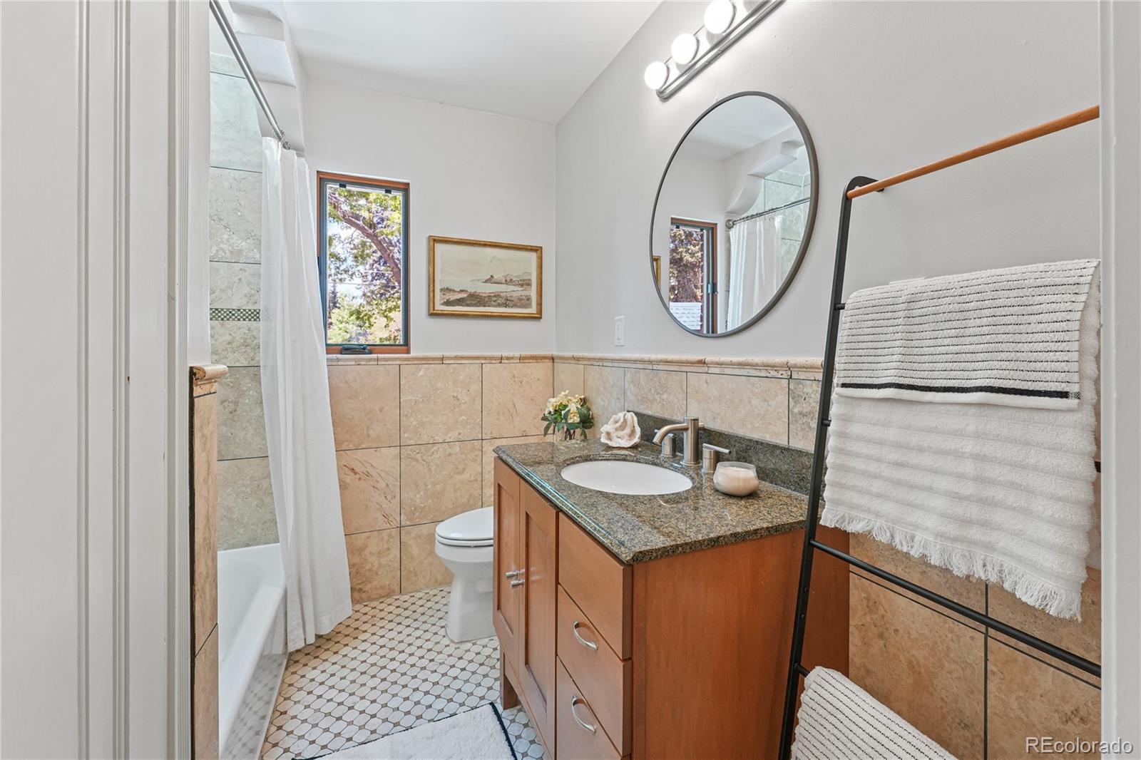 MLS Image #14 for 1375  birch street,denver, Colorado