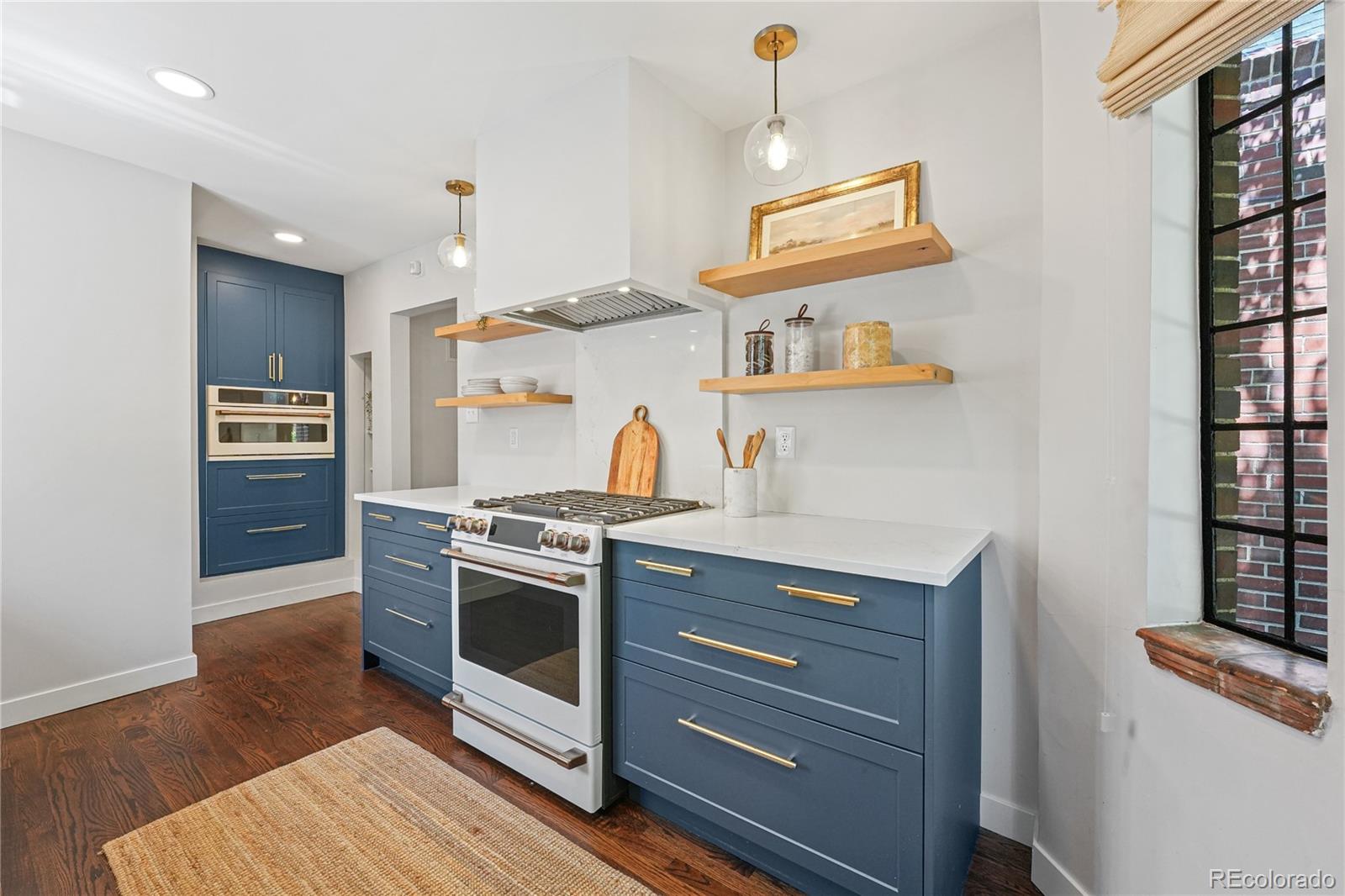 MLS Image #9 for 1375  birch street,denver, Colorado