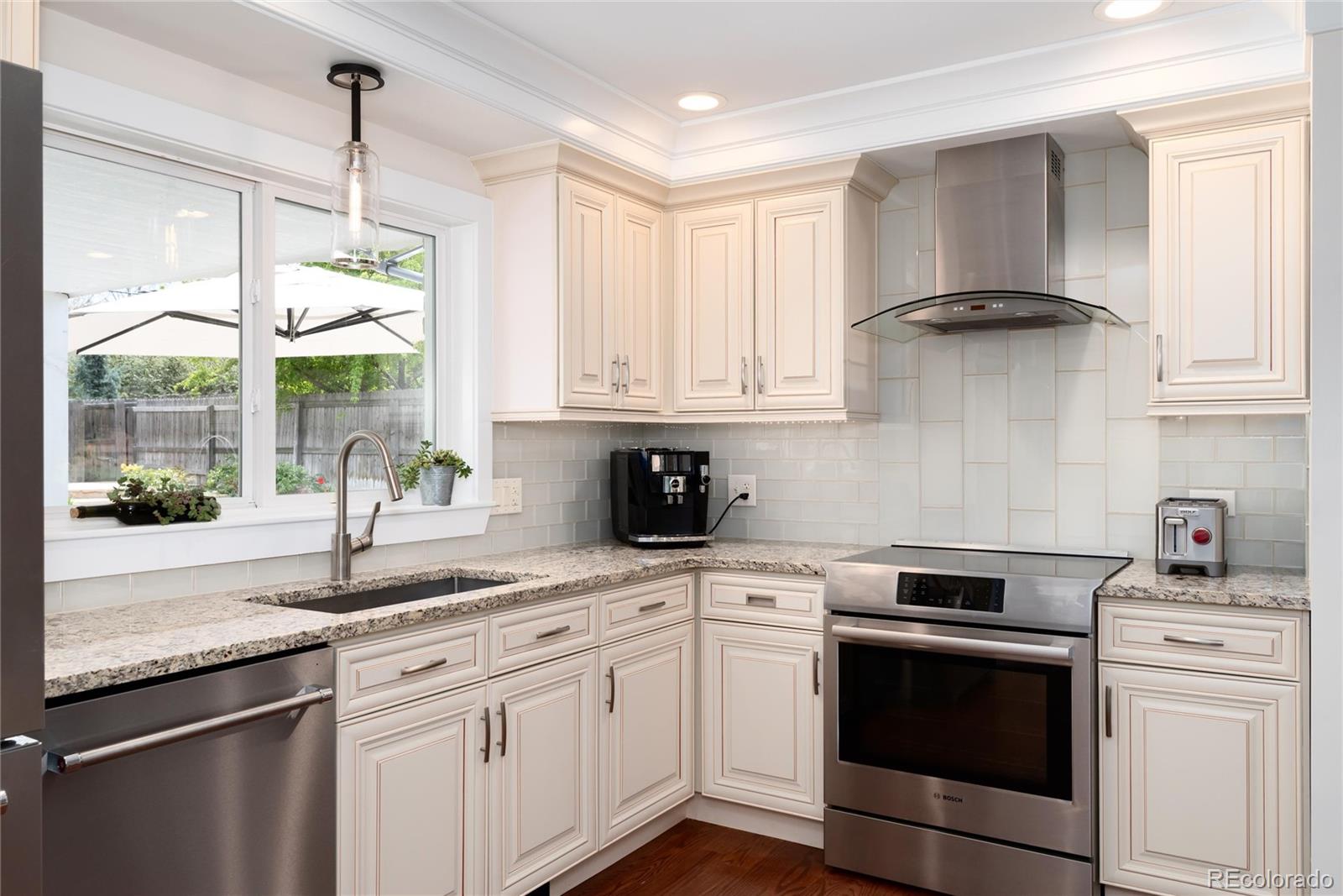 MLS Image #15 for 3750 s glencoe street,denver, Colorado