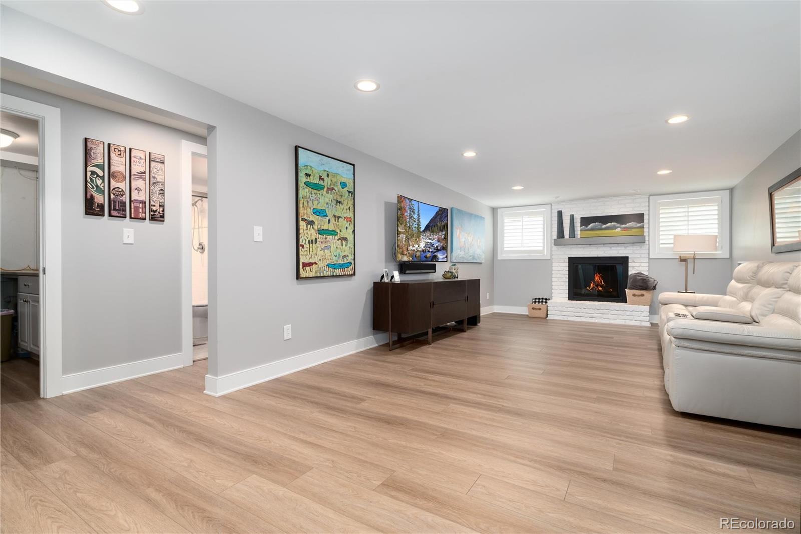 MLS Image #33 for 3750 s glencoe street,denver, Colorado
