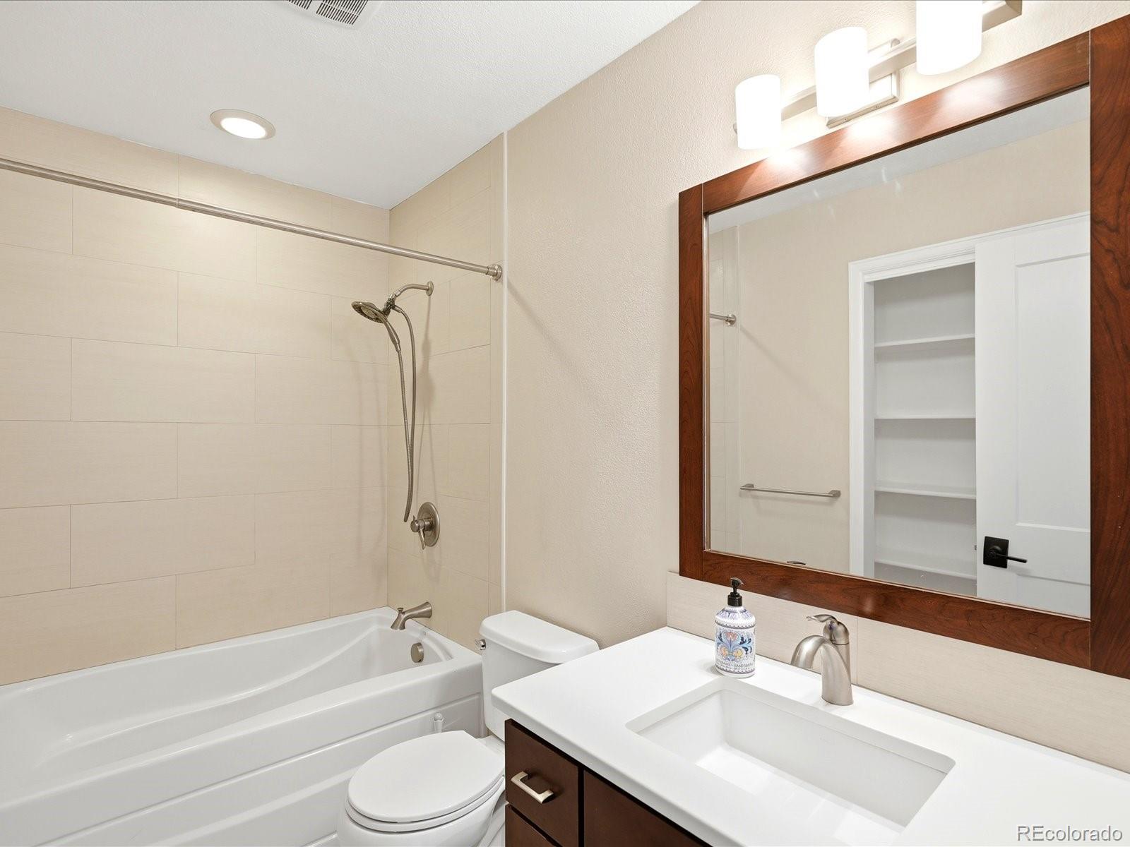 MLS Image #31 for 6998 e long avenue,centennial, Colorado
