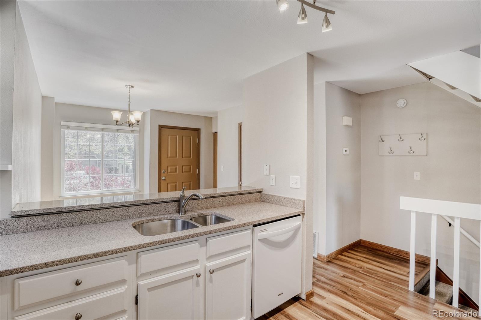 MLS Image #7 for 11147 w 17th avenue,lakewood, Colorado