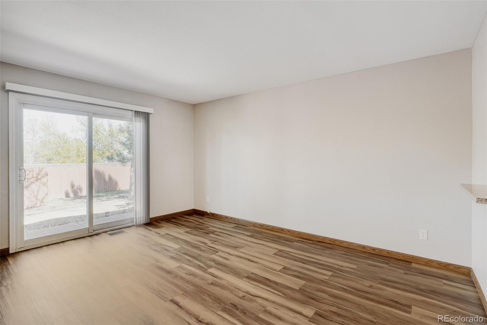 MLS Image #8 for 11147 w 17th avenue,lakewood, Colorado
