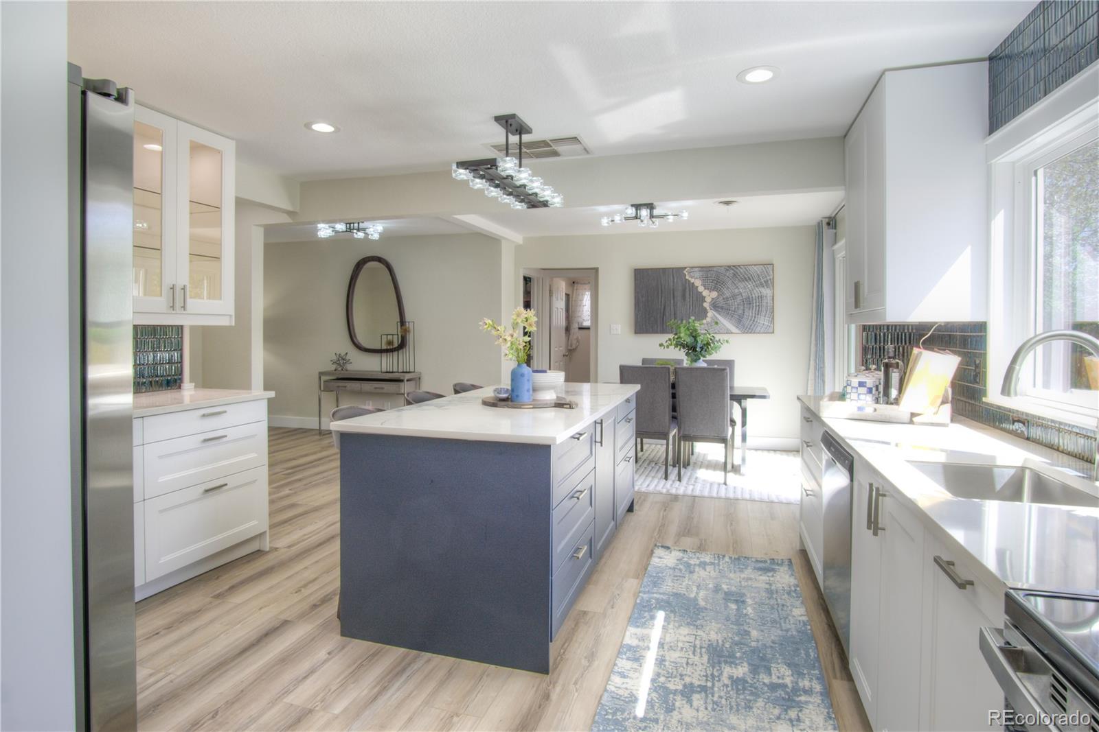 MLS Image #9 for 3050 s forest street,denver, Colorado