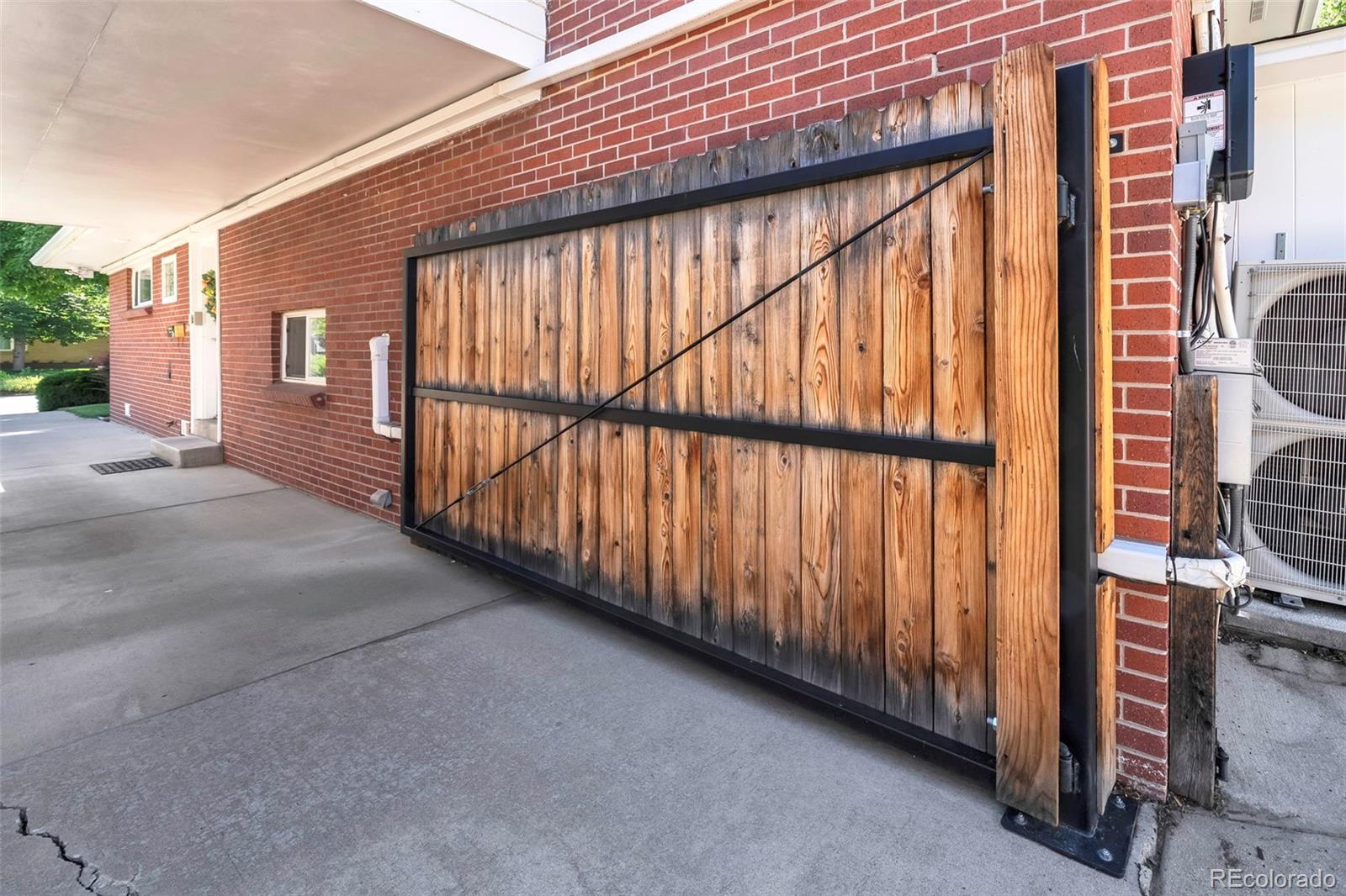 MLS Image #35 for 231  hudson street,denver, Colorado