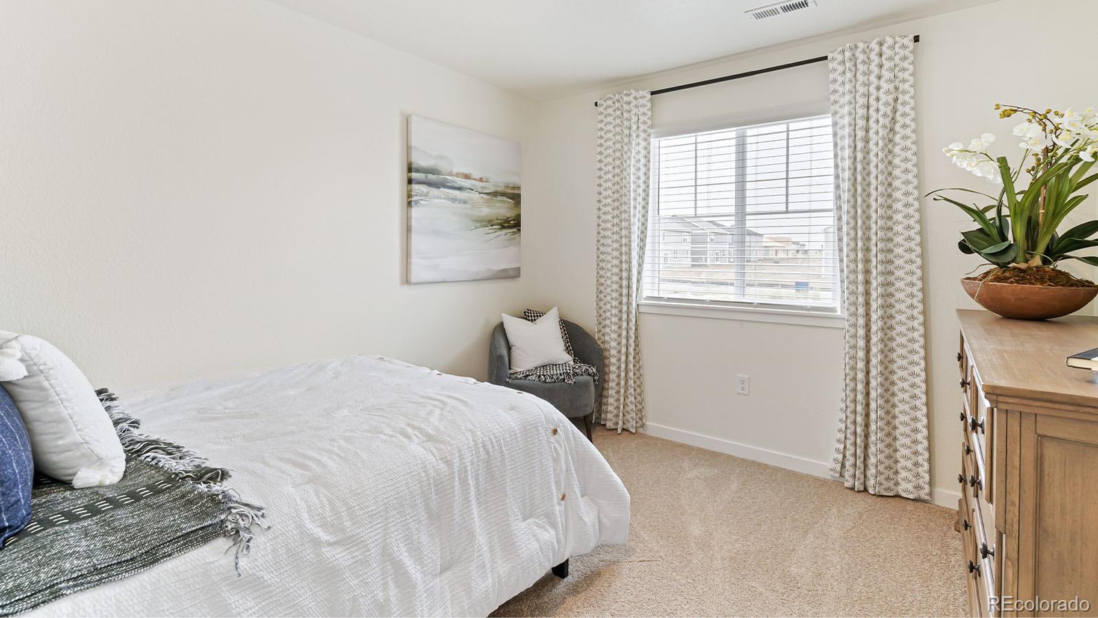MLS Image #15 for 373 n bersshine street,watkins, Colorado