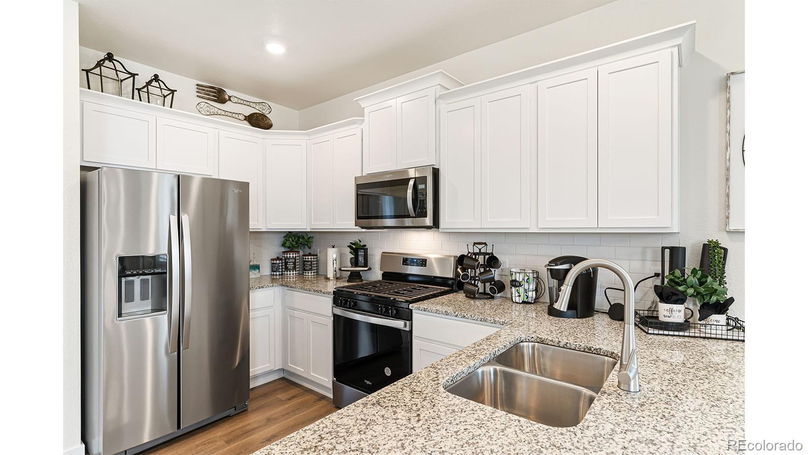MLS Image #5 for 373 n bersshine street,watkins, Colorado