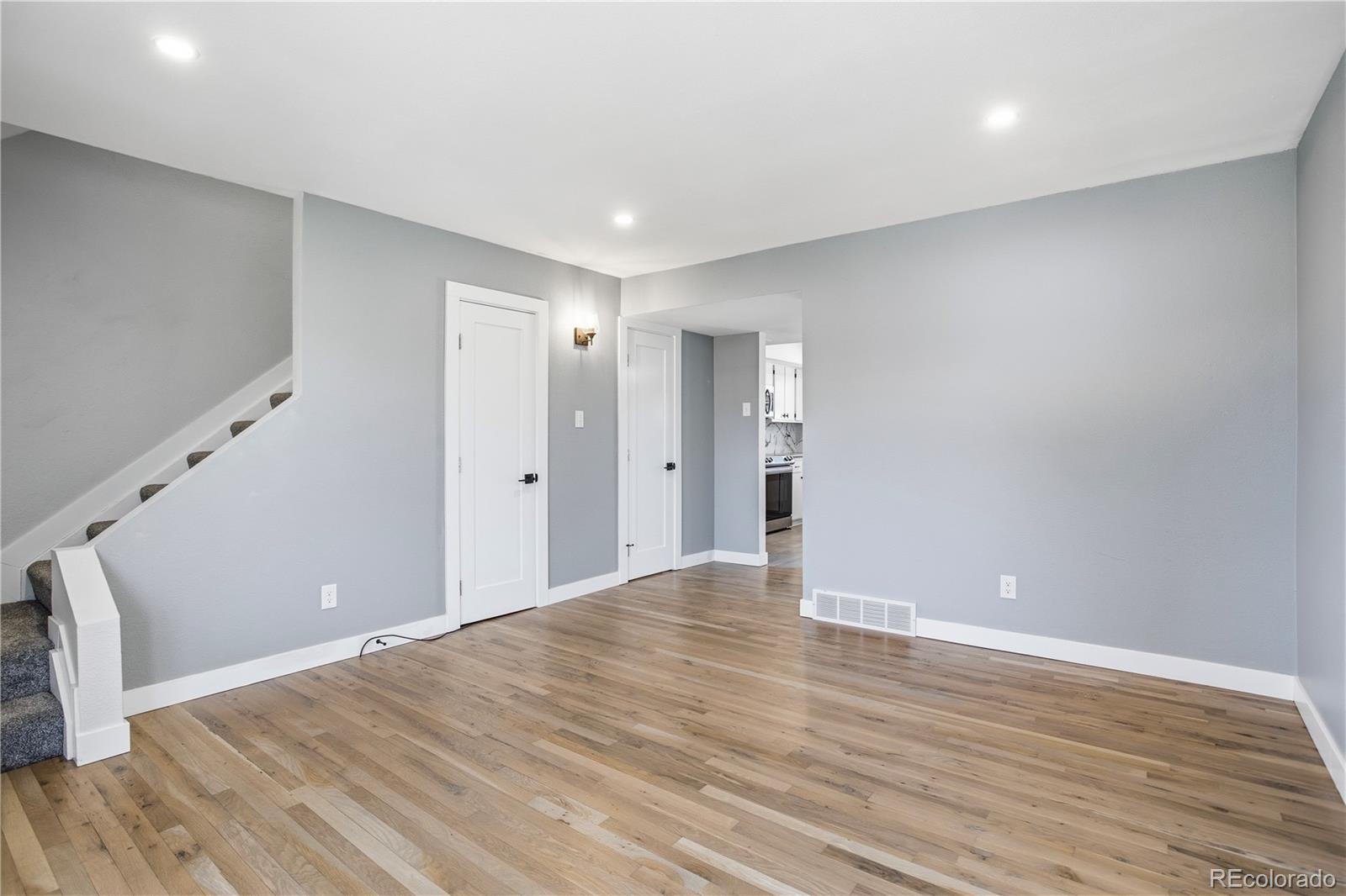MLS Image #2 for 610 s xenon court,lakewood, Colorado