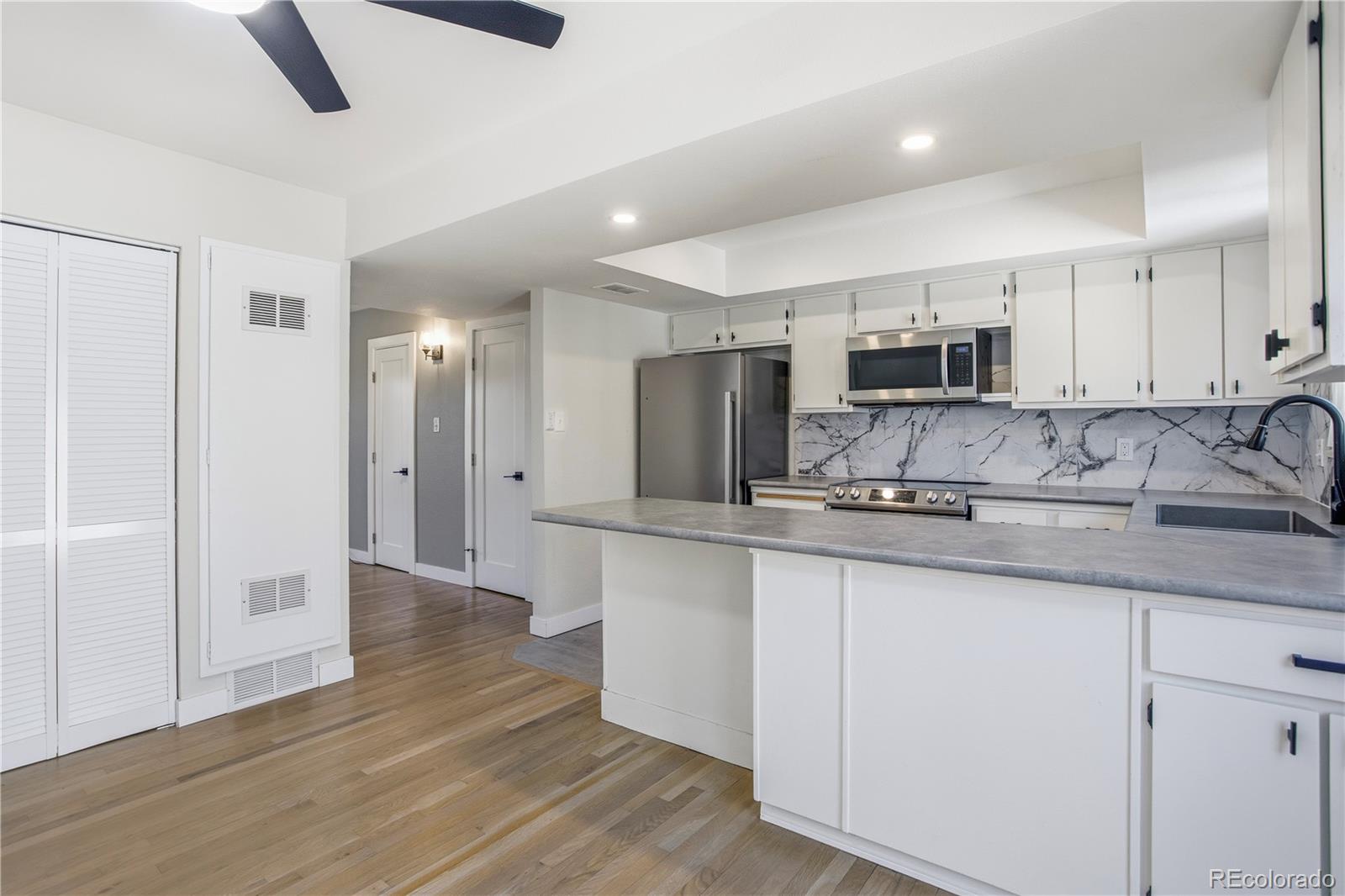 MLS Image #8 for 610 s xenon court,lakewood, Colorado