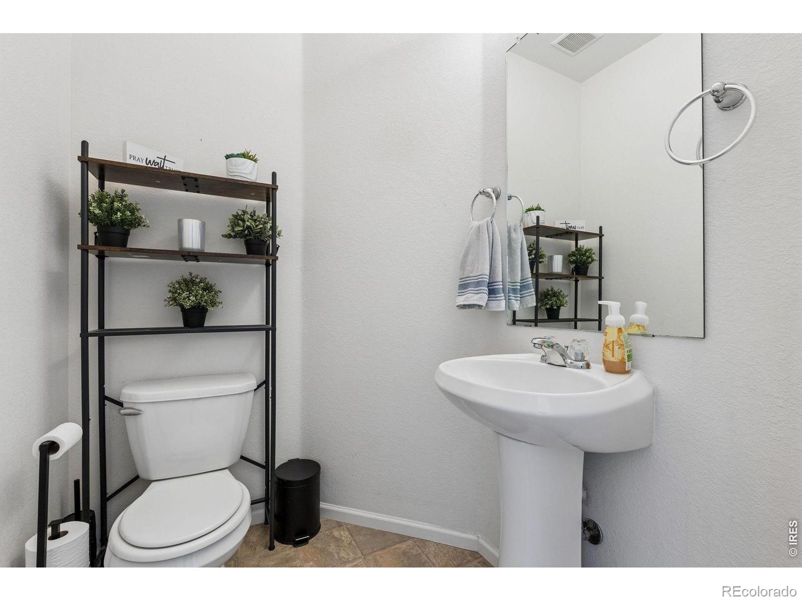 MLS Image #14 for 5243  cherrywood lane,johnstown, Colorado