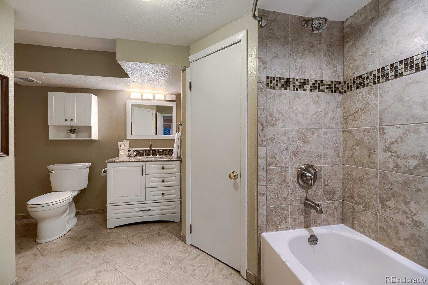 MLS Image #20 for 8760 w 81st drive,arvada, Colorado