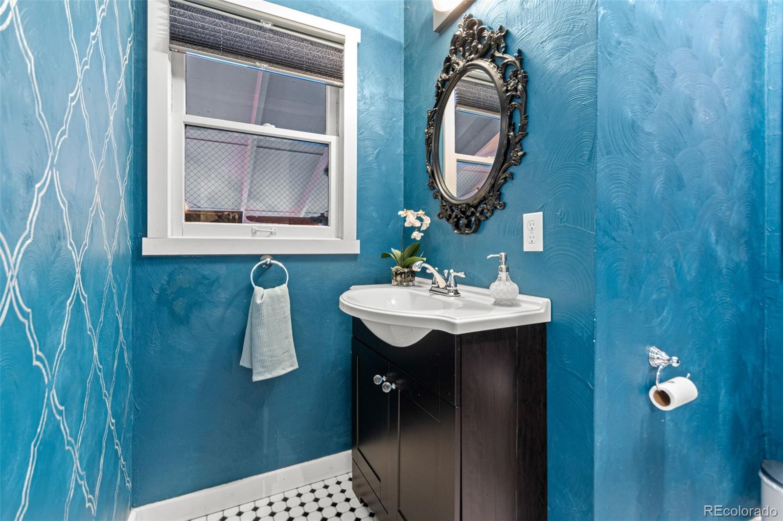MLS Image #11 for 4230  knox court,denver, Colorado