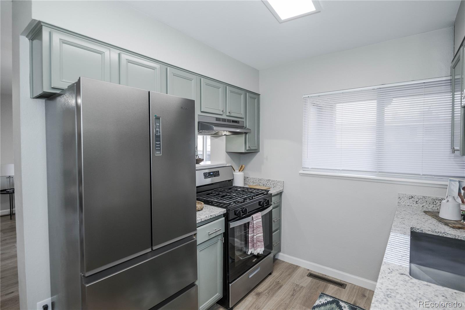 MLS Image #5 for 8015  wolff street c,westminster, Colorado