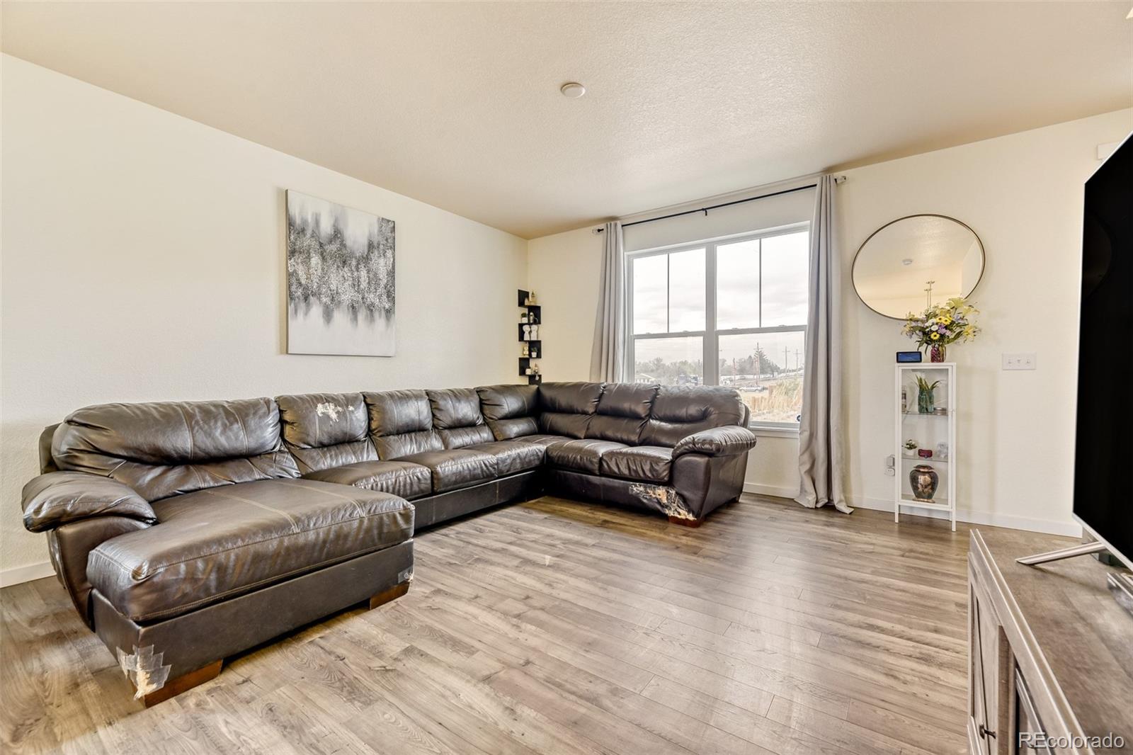 MLS Image #1 for 747 n quatar street,aurora, Colorado
