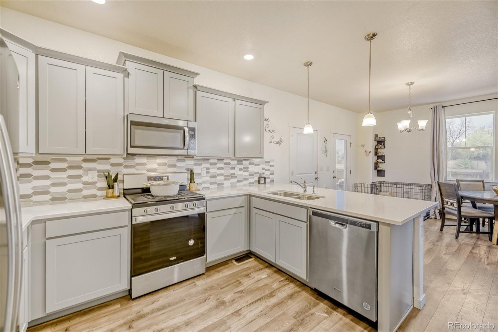 MLS Image #6 for 747 n quatar street,aurora, Colorado