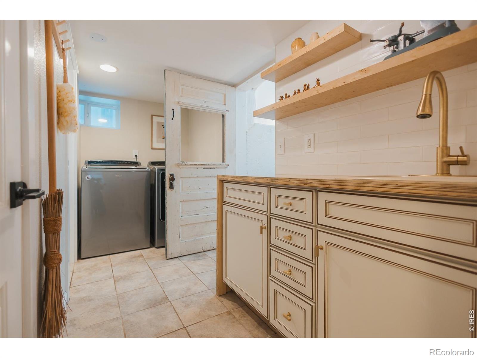 MLS Image #43 for 824 w olive street,fort collins, Colorado