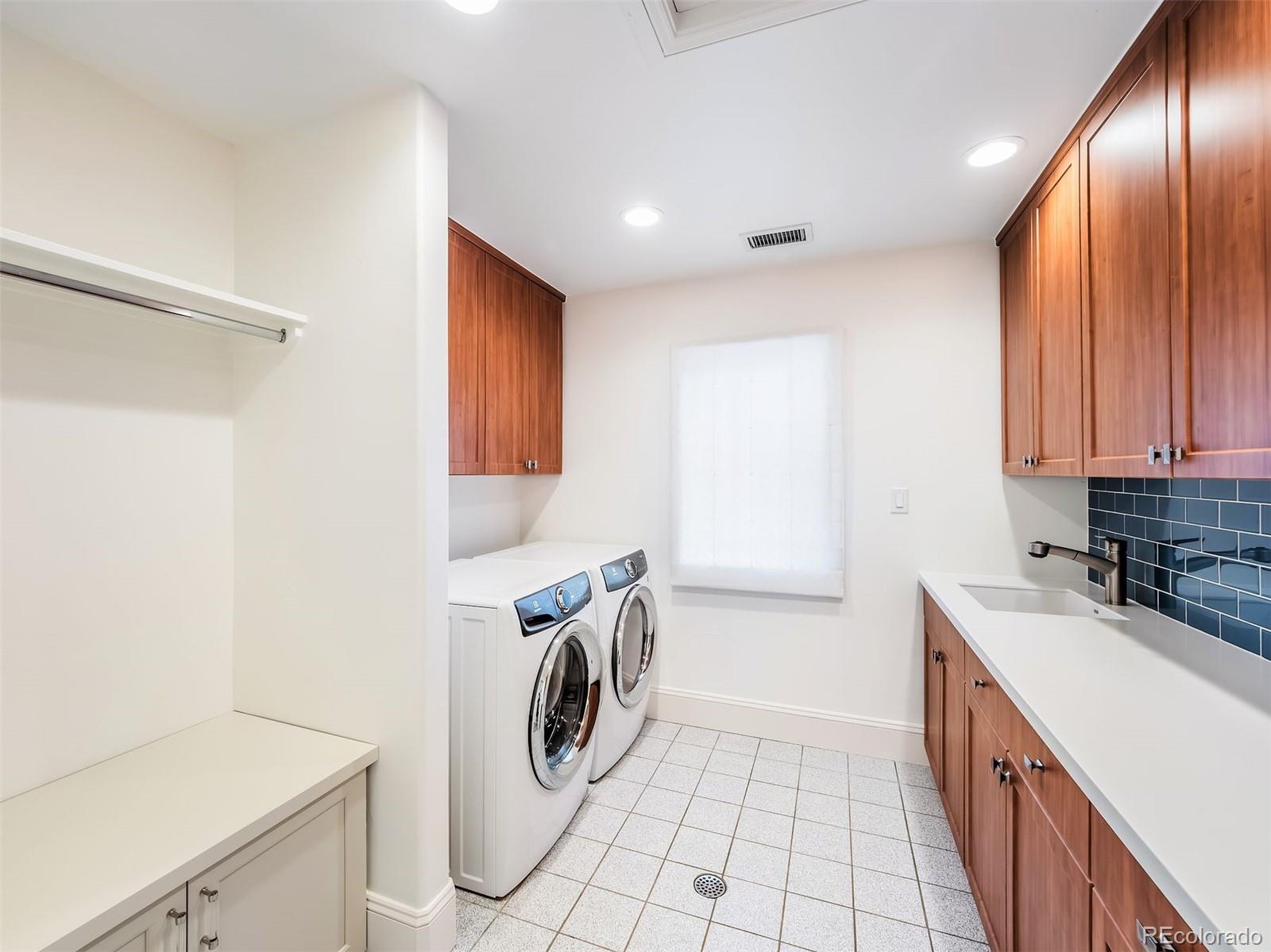MLS Image #10 for 311  glencoe street,denver, Colorado