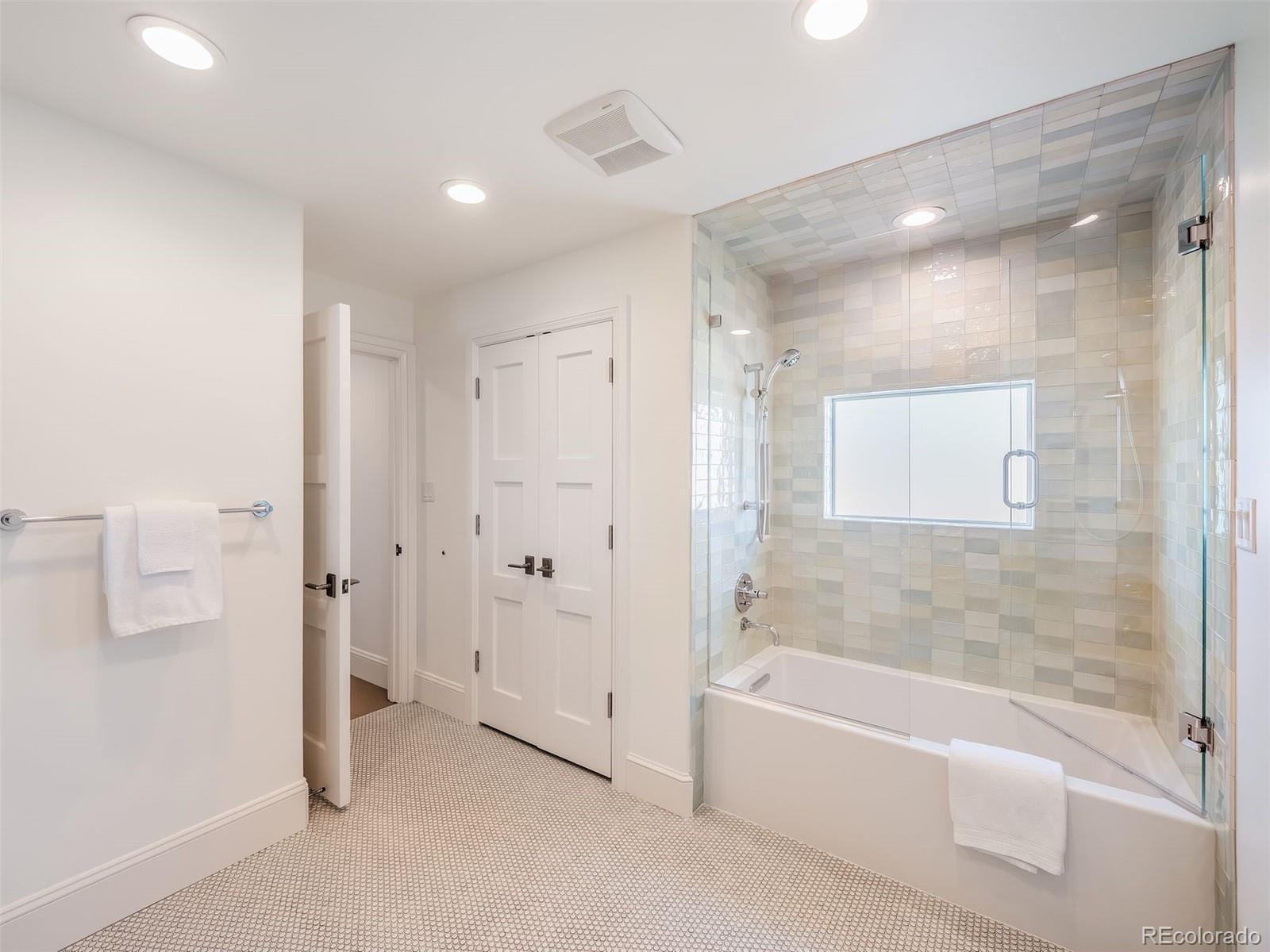 MLS Image #24 for 311  glencoe street,denver, Colorado