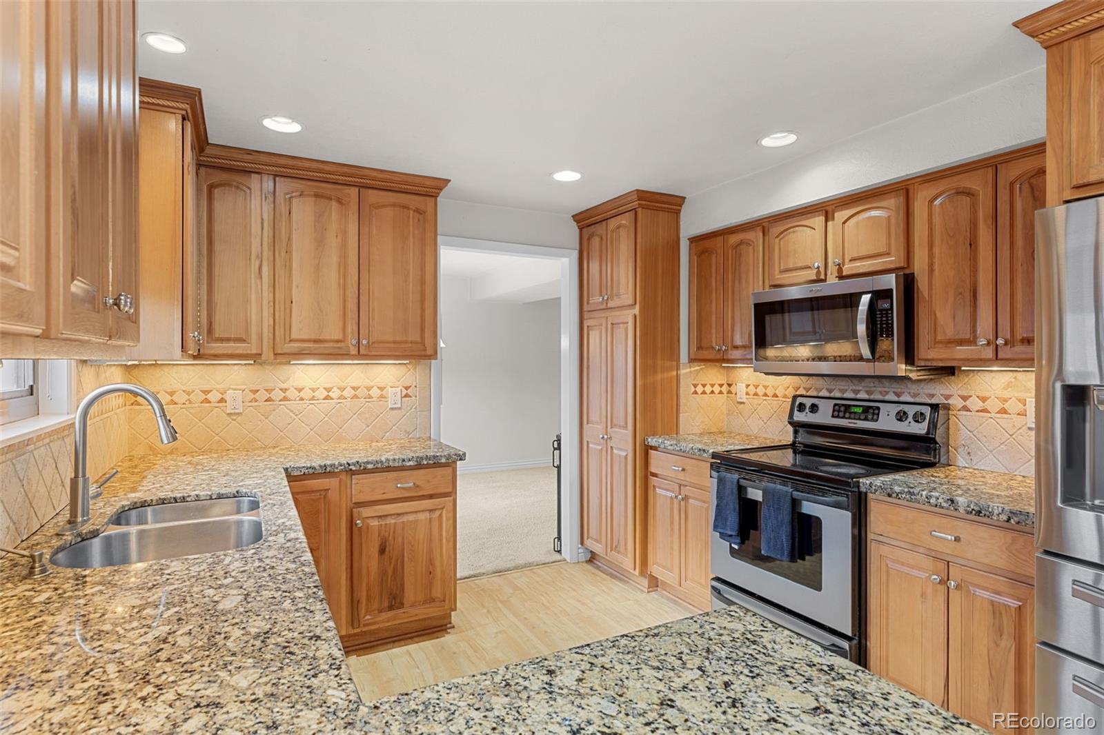 MLS Image #14 for 6189 s ash circle,centennial, Colorado