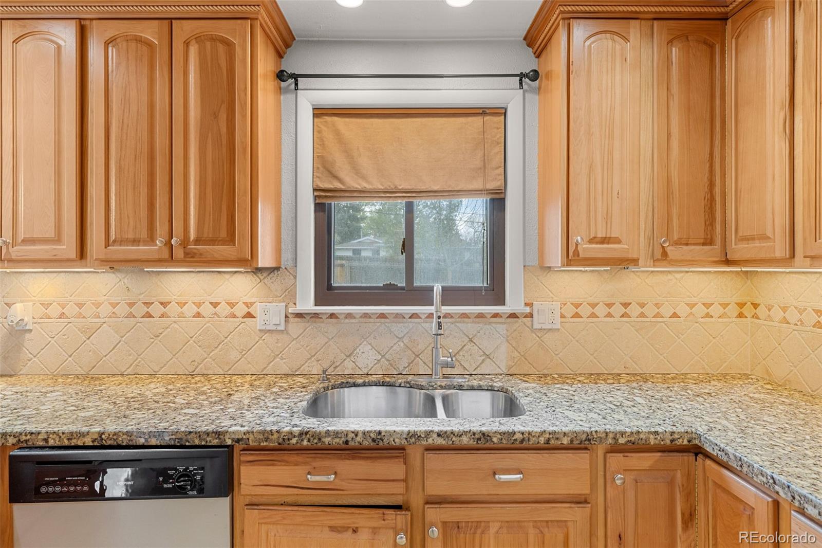 MLS Image #15 for 6189 s ash circle,centennial, Colorado