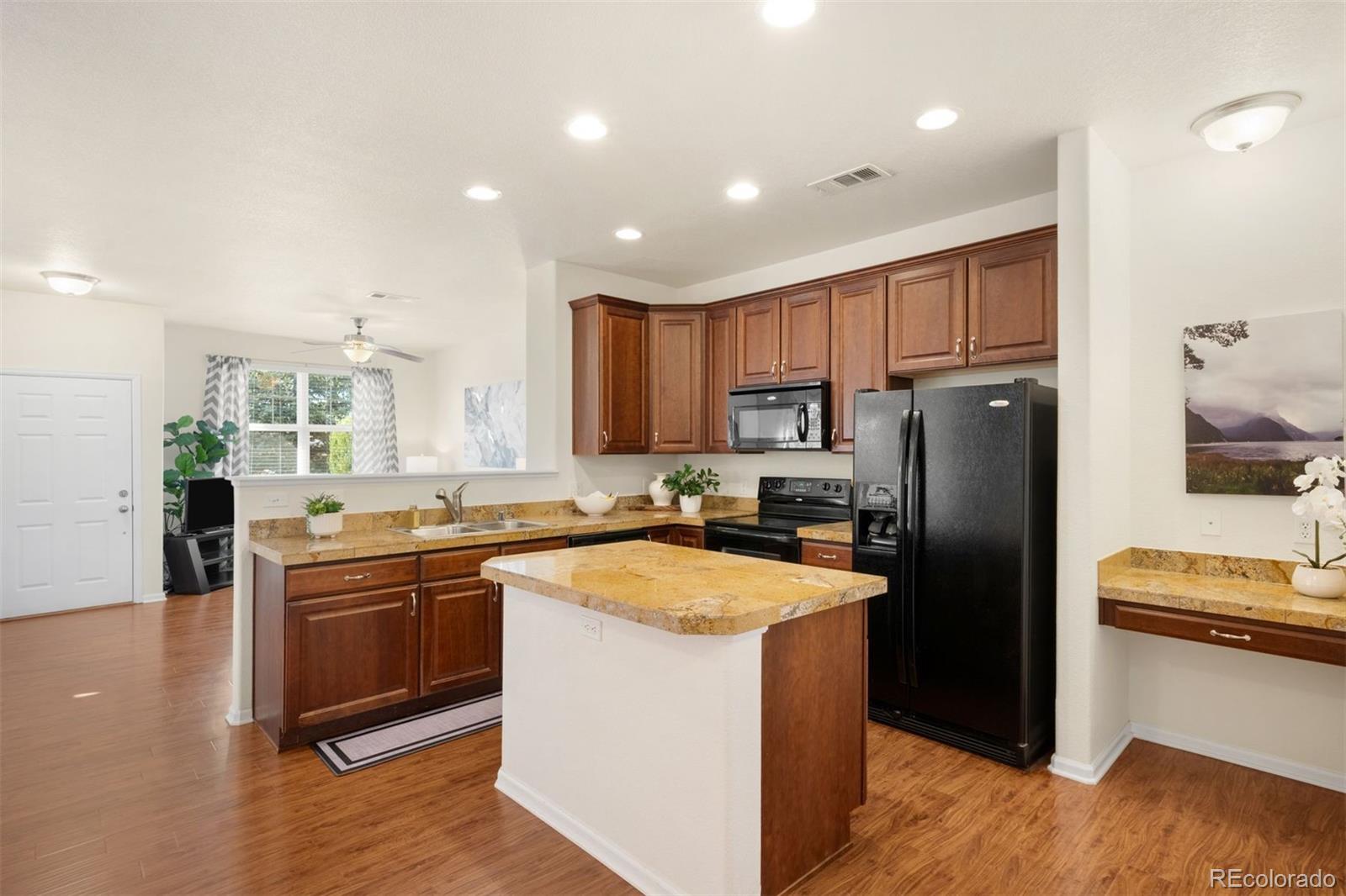 MLS Image #9 for 3652 s perth circle,aurora, Colorado