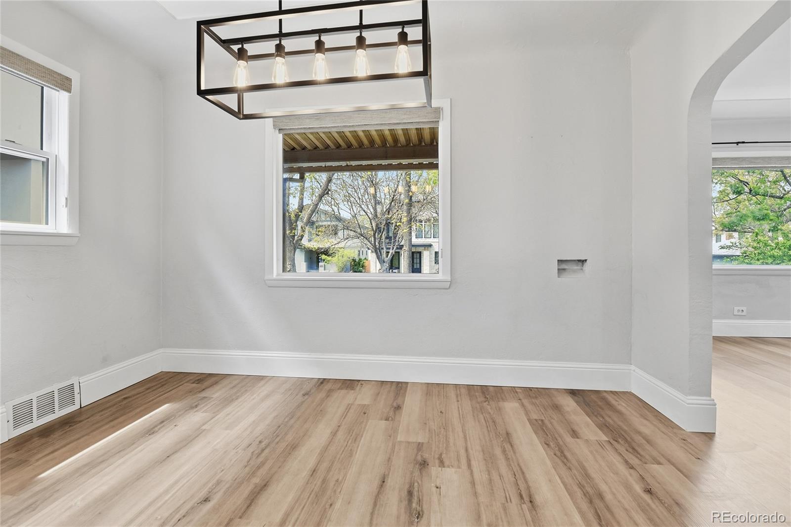 MLS Image #3 for 1934 s washington street,denver, Colorado
