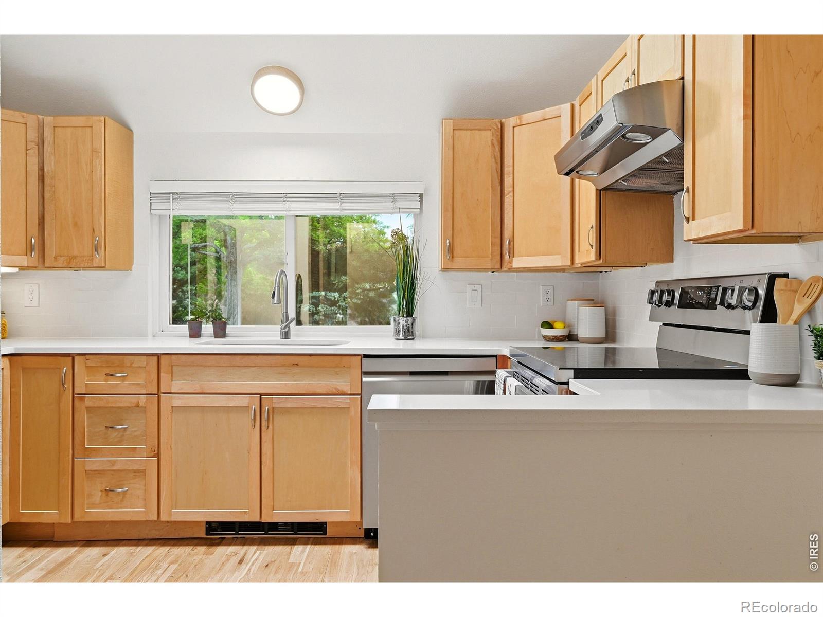 MLS Image #13 for 3734  telluride circle,boulder, Colorado