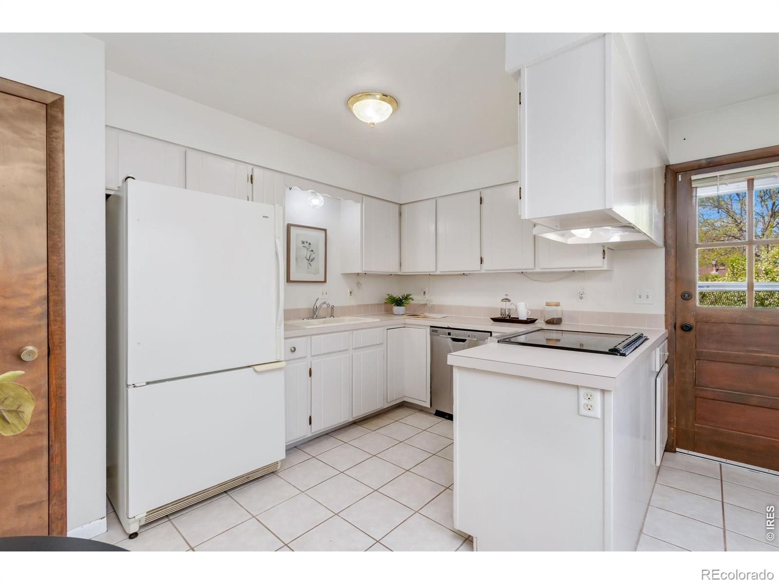 MLS Image #11 for 3006  alamo avenue,fort collins, Colorado