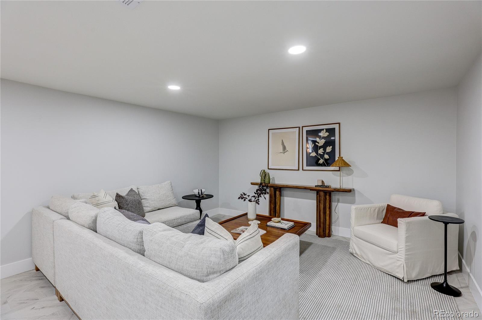 MLS Image #32 for 6579 s lincoln street,centennial, Colorado