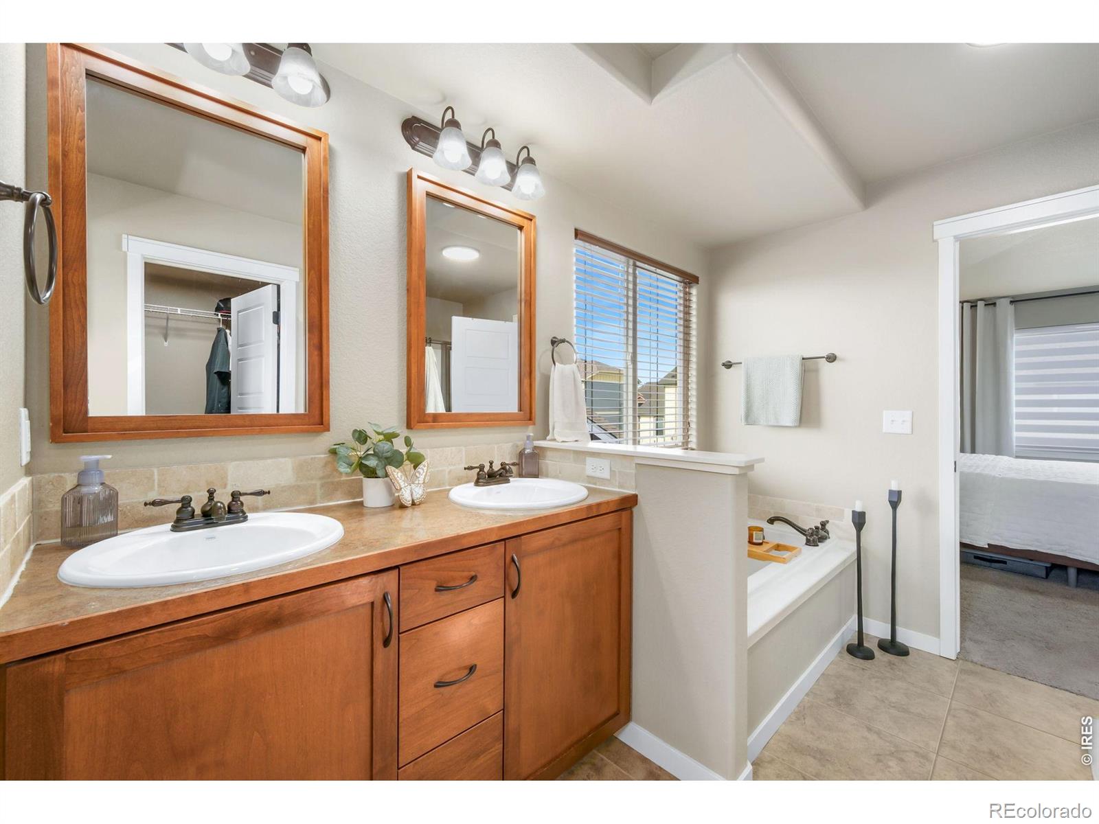MLS Image #11 for 2309  73rd ave pl,greeley, Colorado