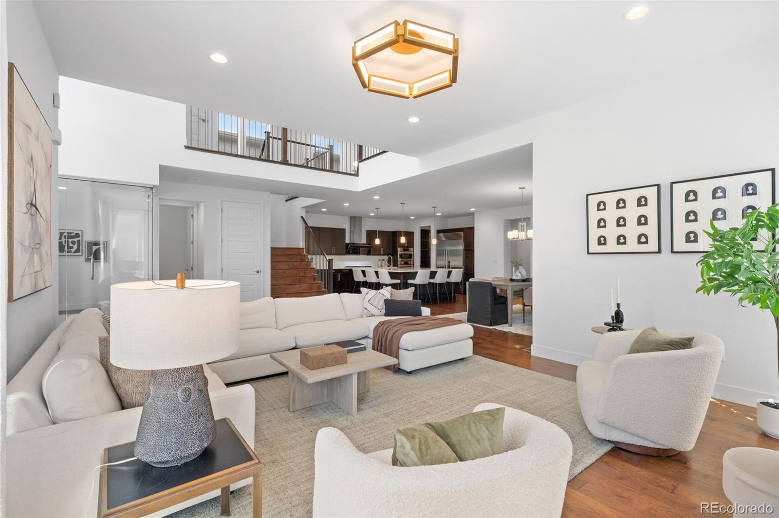 MLS Image #5 for 9409 e 58th drive,denver, Colorado