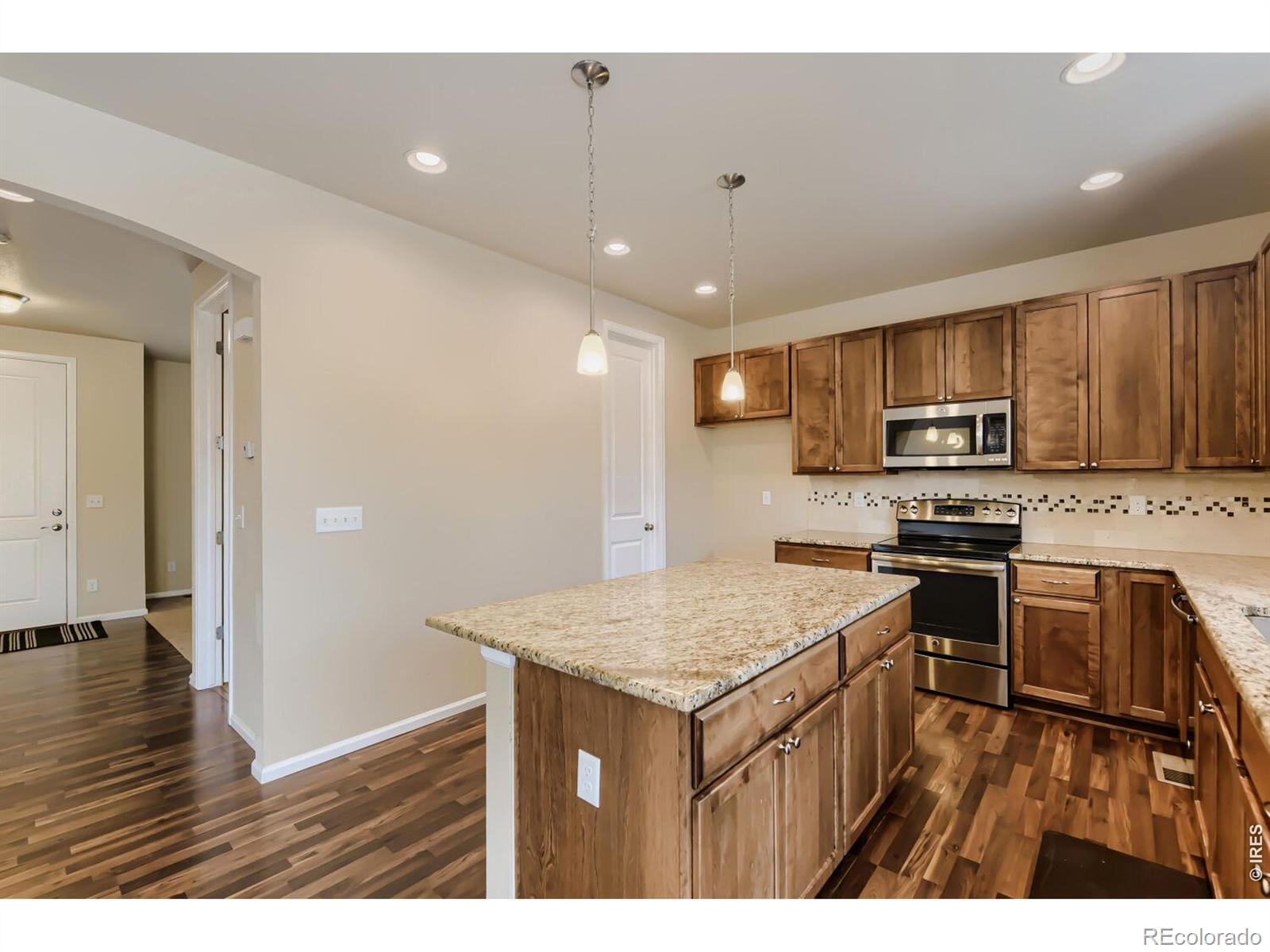 MLS Image #4 for 625  stonehaven street,dacono, Colorado