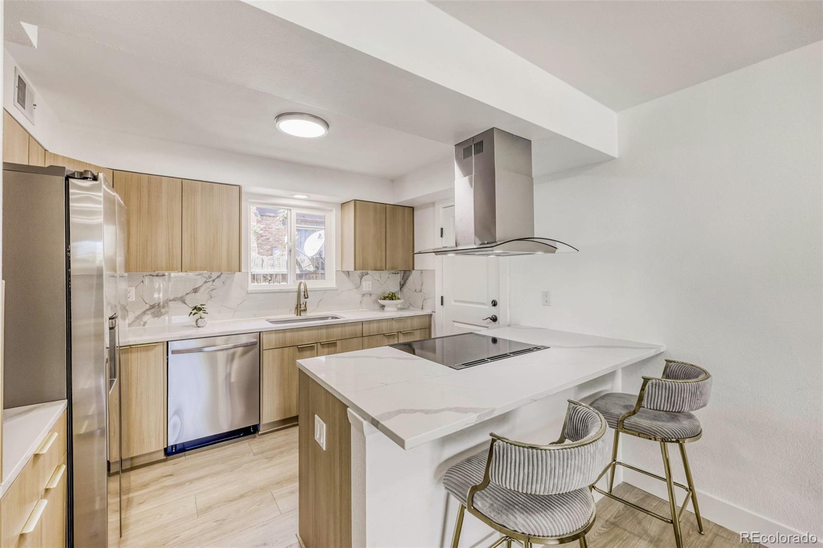 MLS Image #2 for 3855 s monaco street 103,denver, Colorado