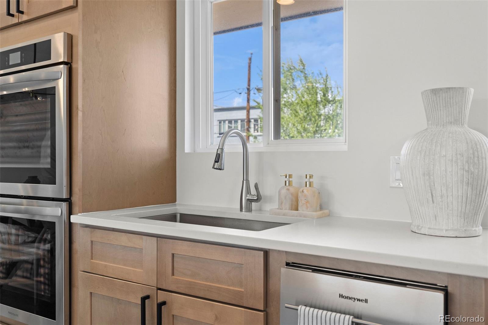 MLS Image #13 for 1423 w 103rd place,northglenn, Colorado