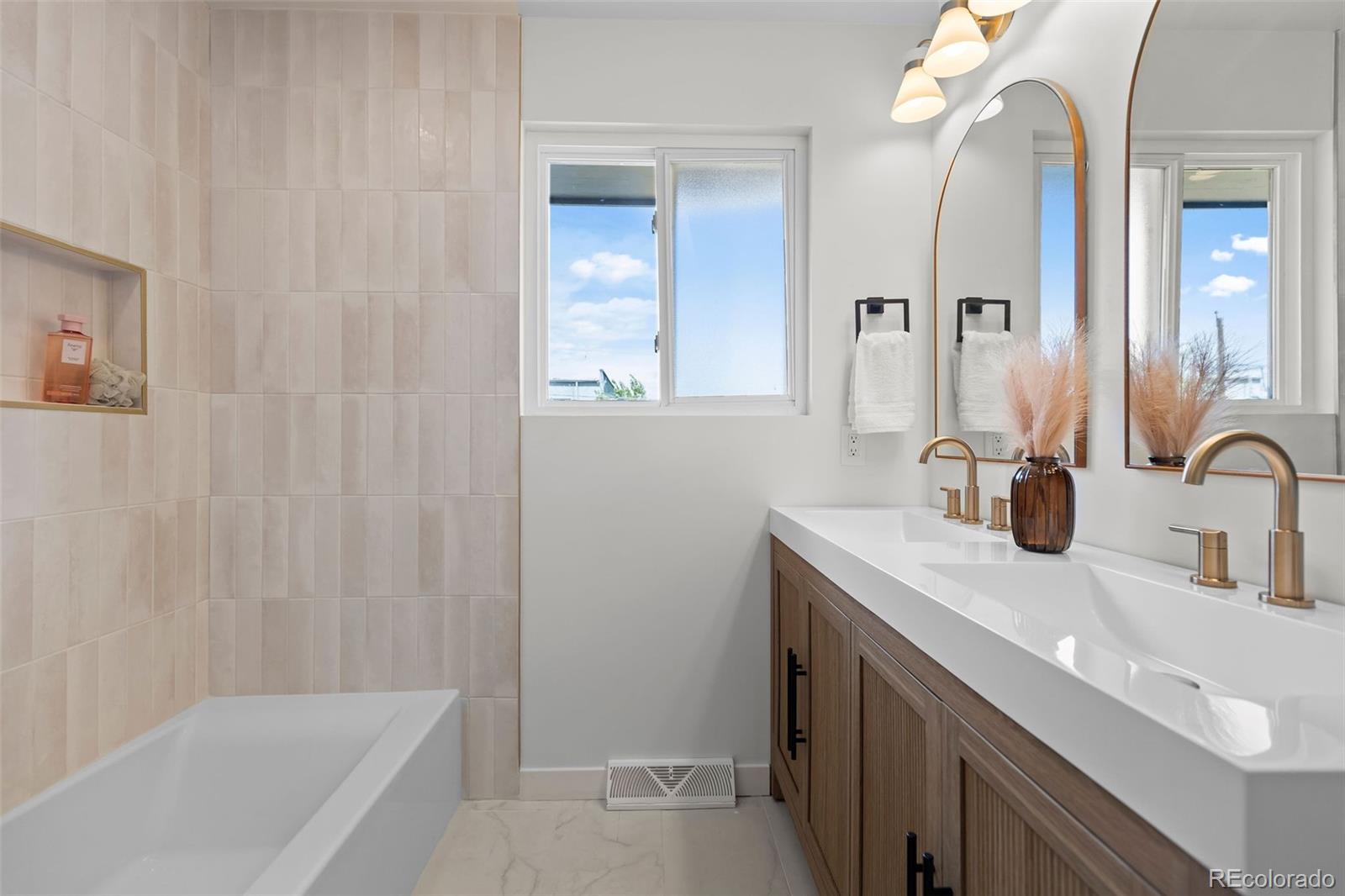 MLS Image #17 for 1423 w 103rd place,northglenn, Colorado