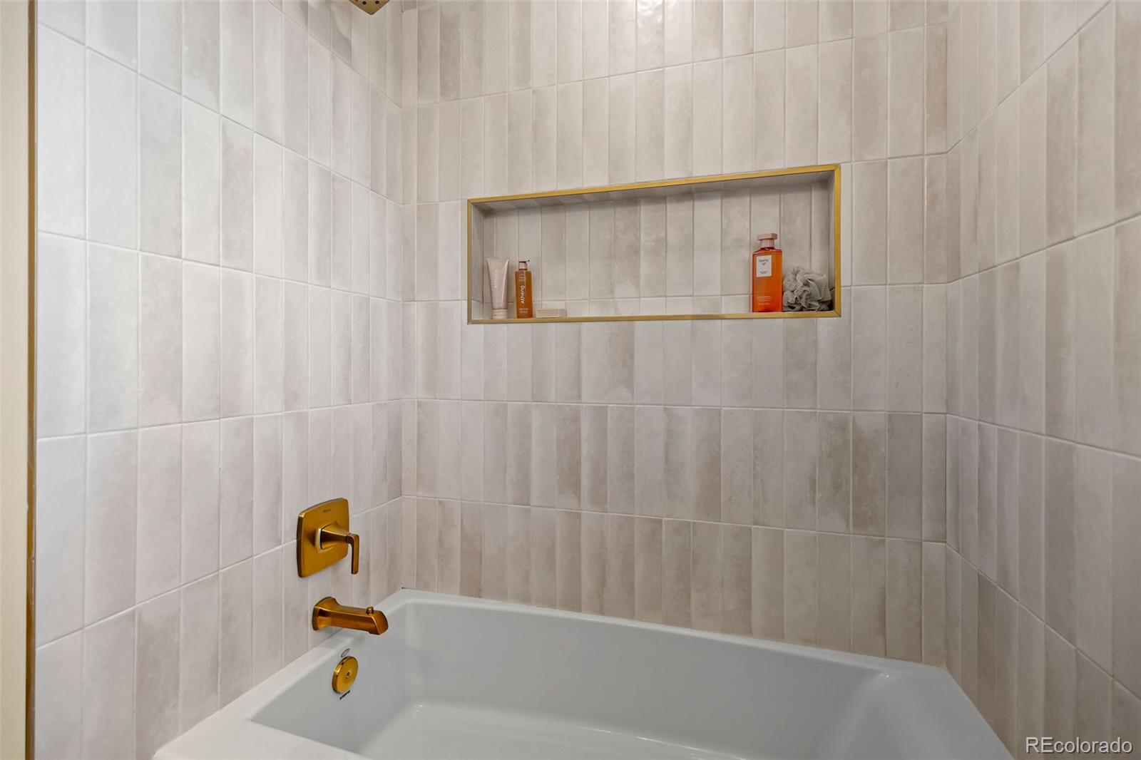 MLS Image #18 for 1423 w 103rd place,northglenn, Colorado