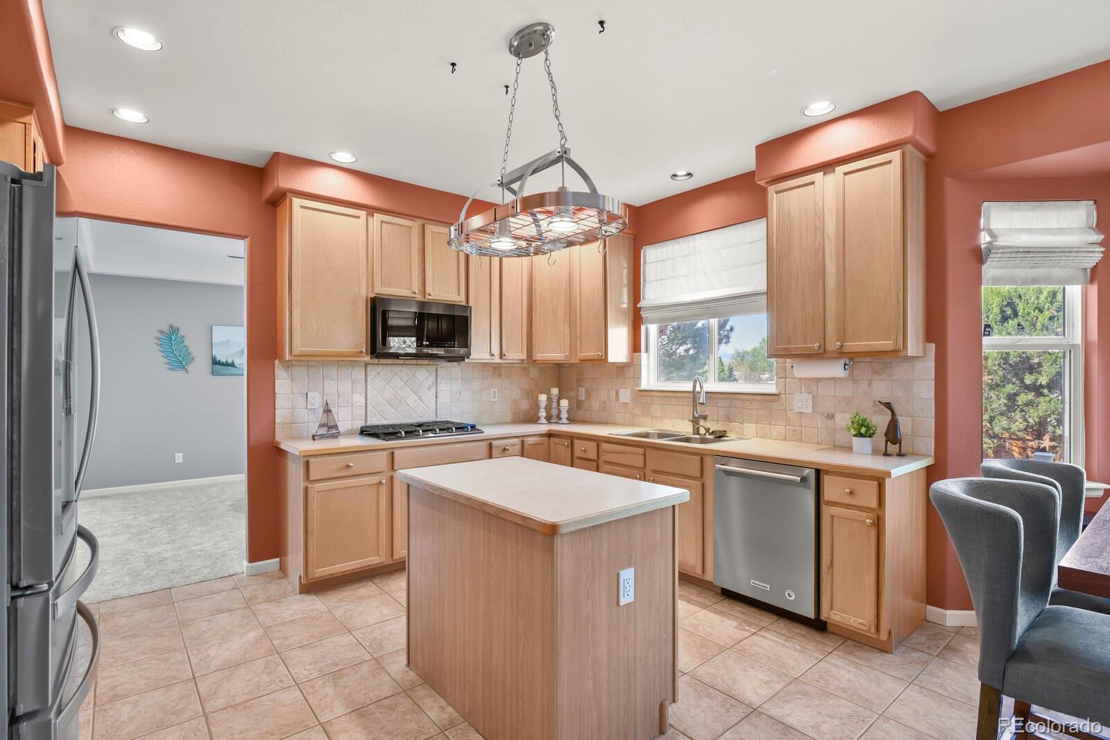 MLS Image #10 for 815  allen drive,longmont, Colorado